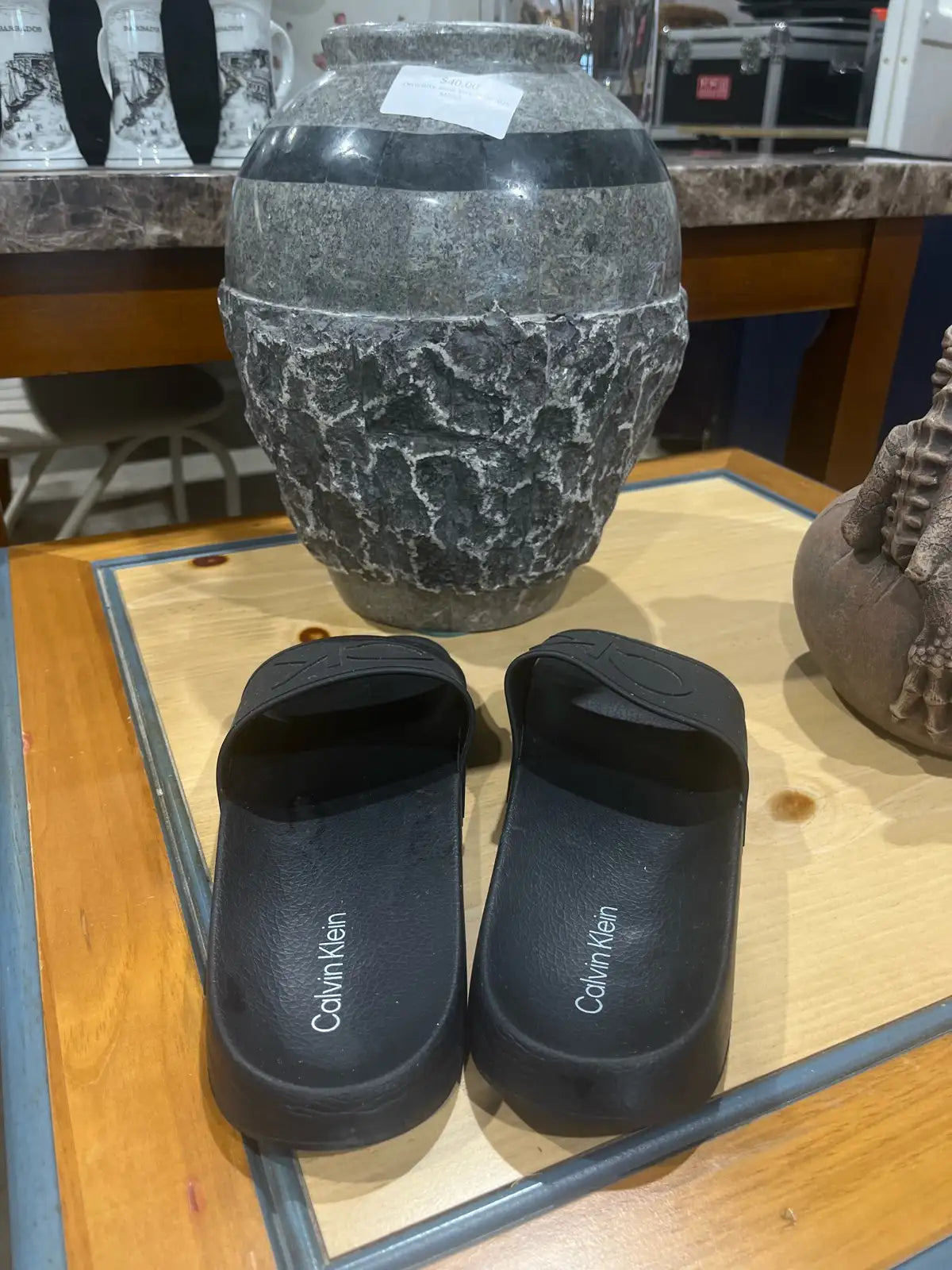 Calvin Klein slides women’s US9