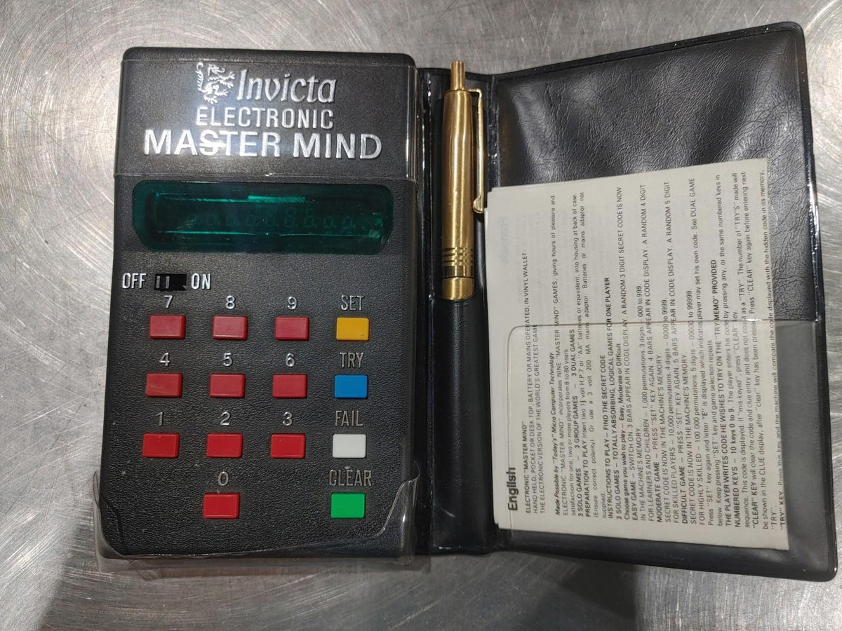 Electronic Master Mind Invicta Games Tested Working Black - Fair