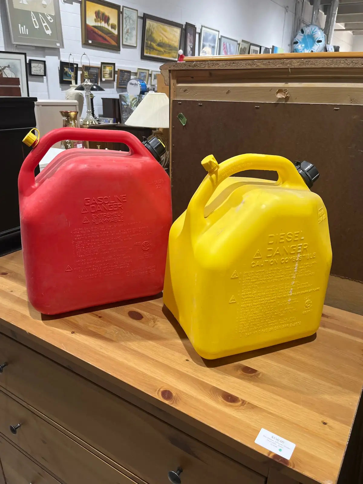 Set of 2 Jerry cans