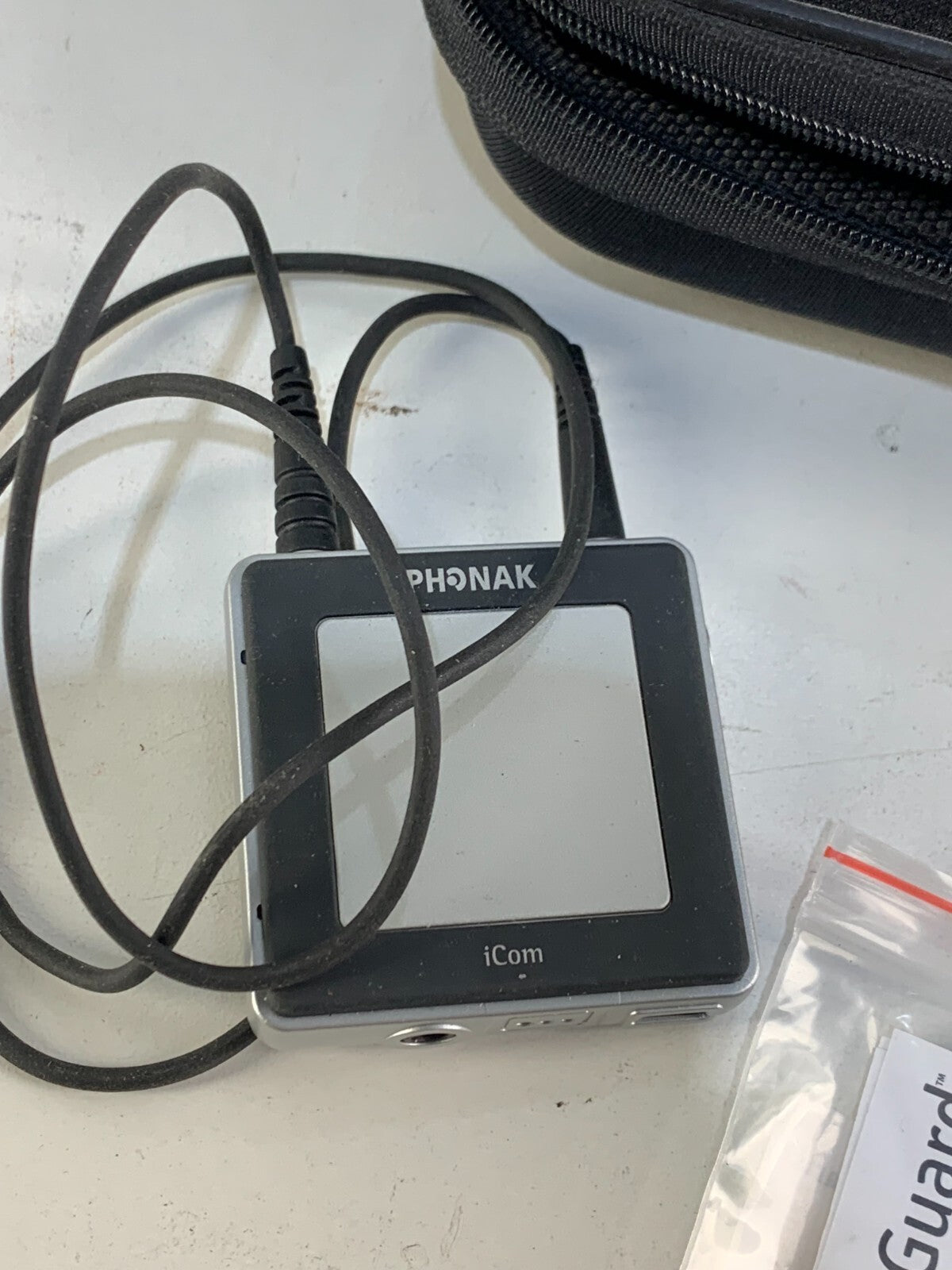 Phonak Travel Case & accessories