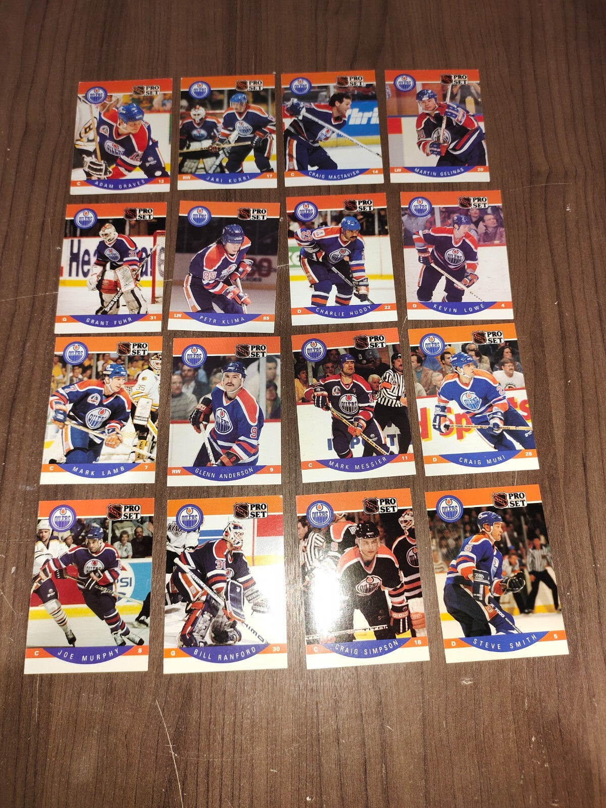 Rare Collectible NHL - Edmonton Oilers Cards PRO-SET - Set of 16 Cards