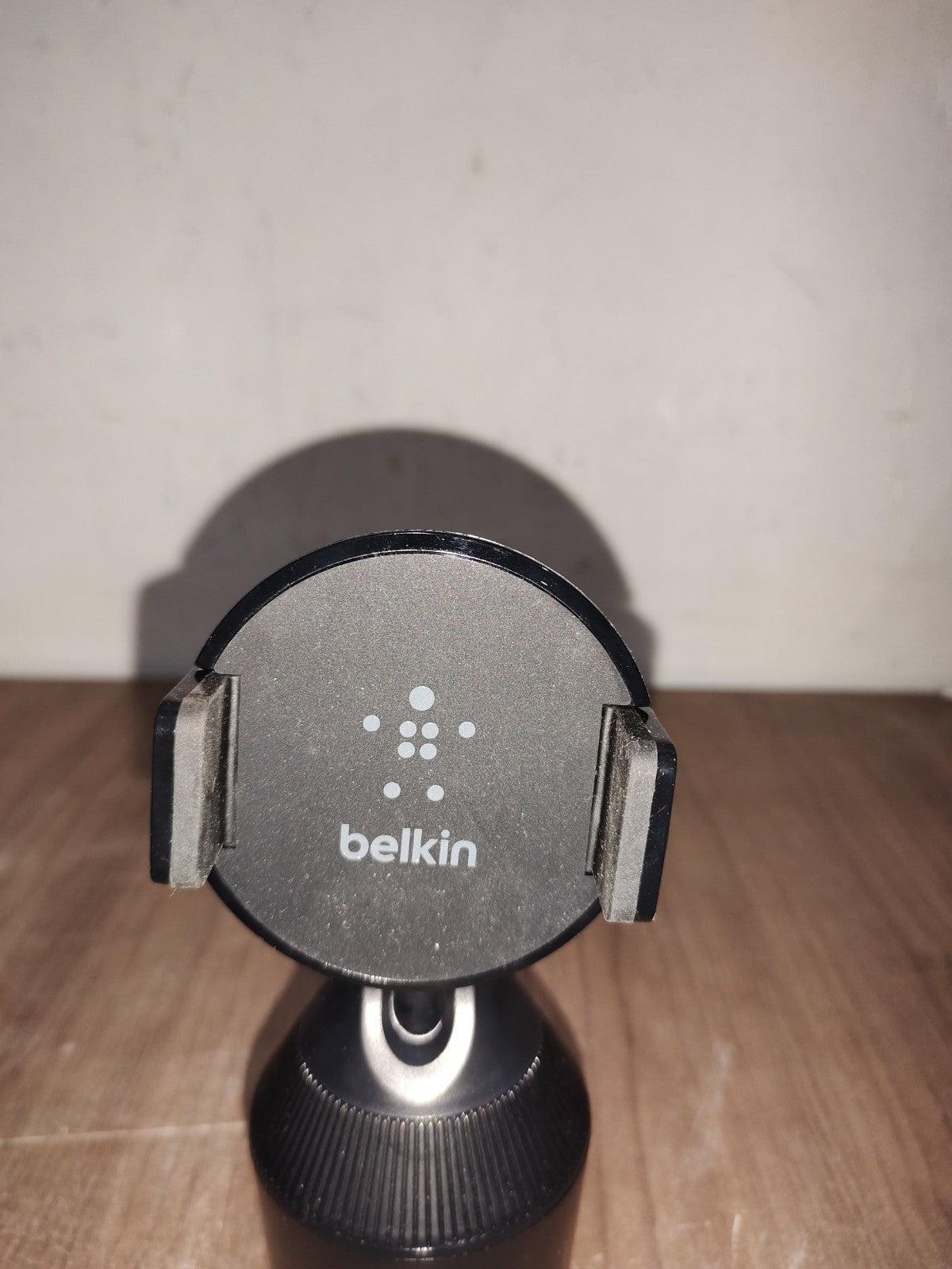 Belkin Universal Car Cell Phone Cup Mount for Smartphones F8J168BT W/ Cable Slot