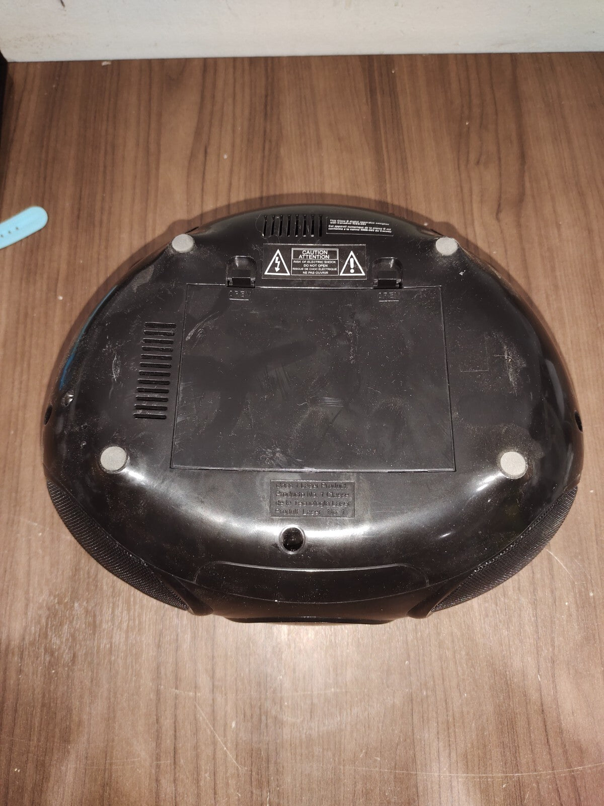 ONN CD Player Portable AM/FM Boom Box Model KS-858B