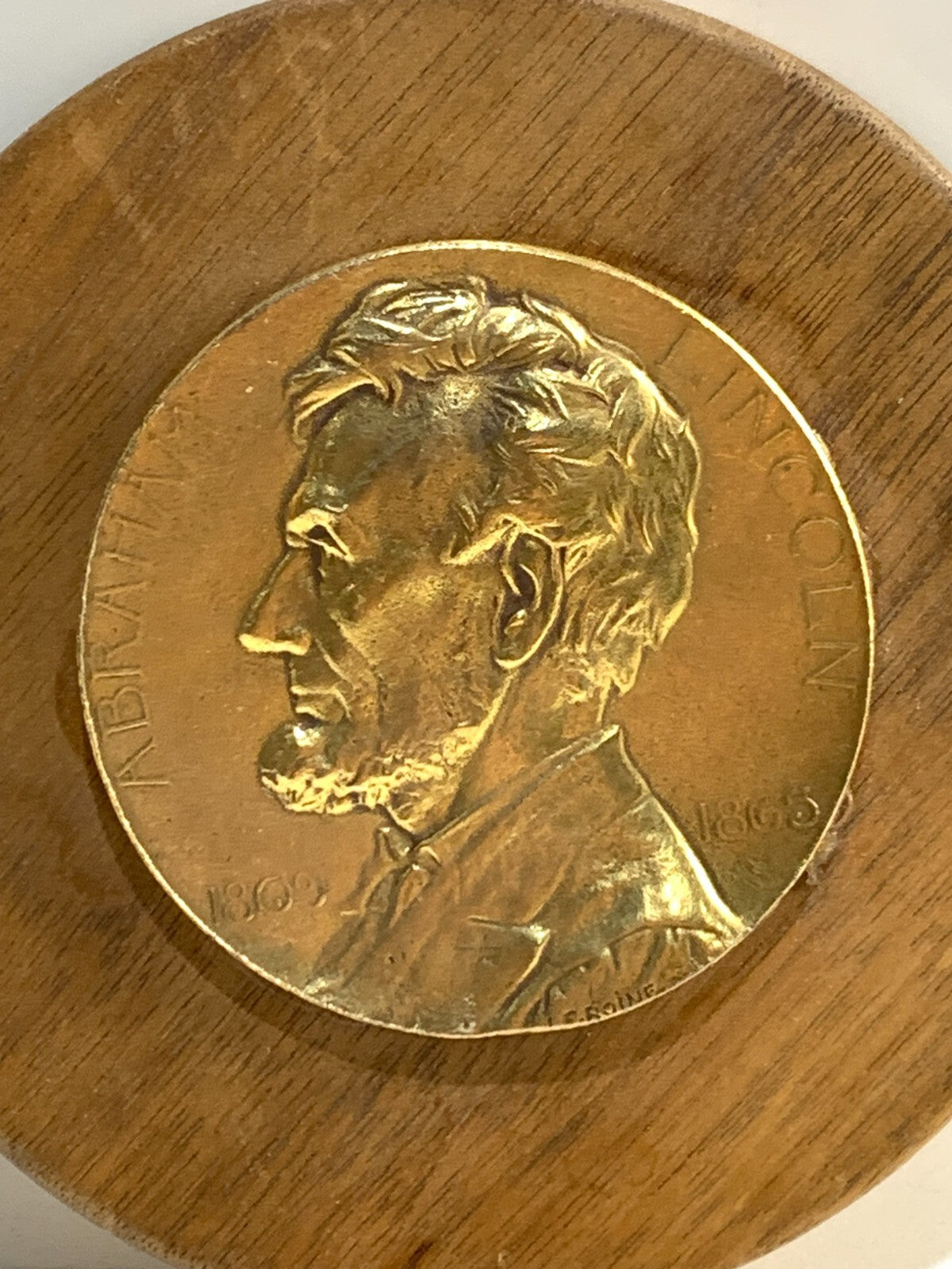 Abraham Lincoln Bronze Medal or Paperweight