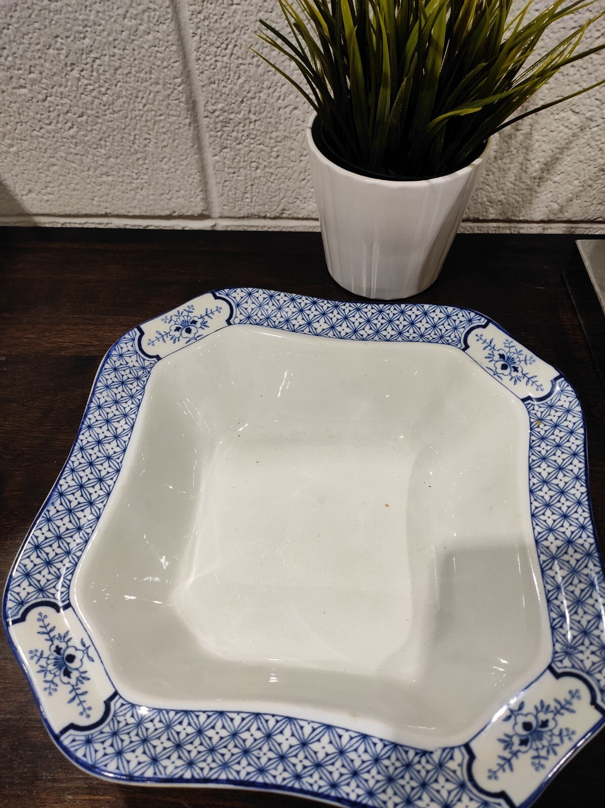 Wood and Sons Woods Ware 1907-1910 Wincanton 9.25" Square Covered Vegetable Dish