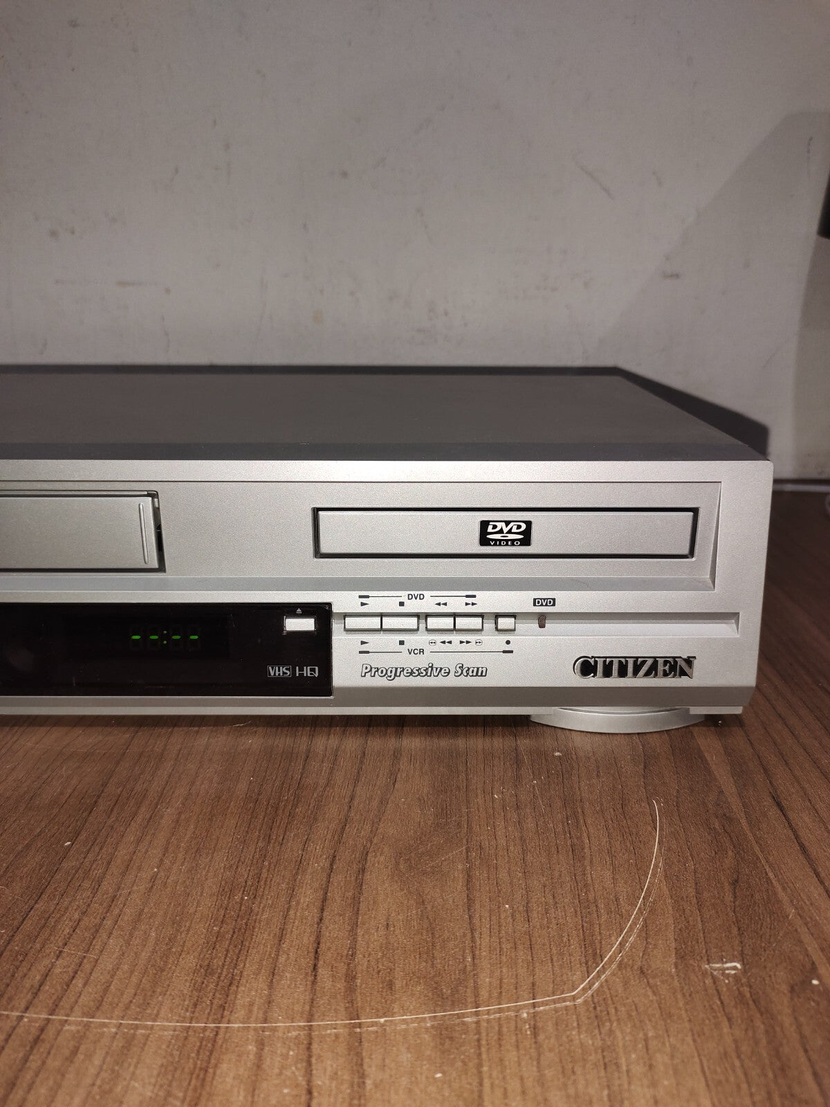 Citizen VCR/DVD Hi-Fi Stereo Comb - JDVD3825PB