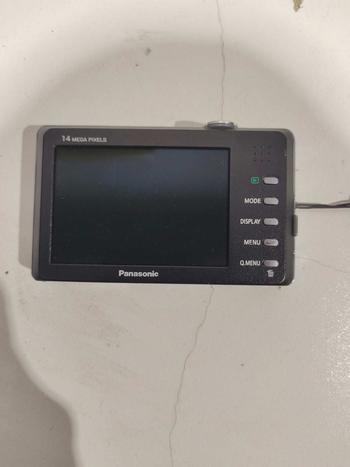 Panasonic LUMIX DMC-FP3 14.1MP Digital Camera Black - Untested