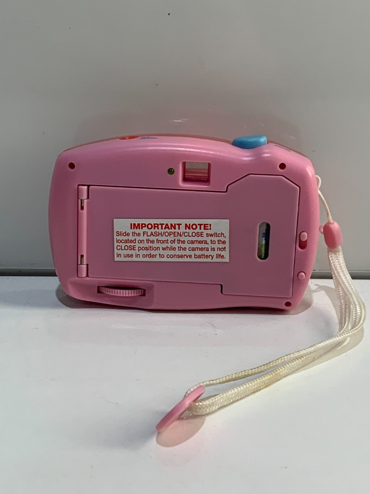 BARBIE 35MM POINT AND SHOOT FILM CAMERA WITH FLASH VERY RARE