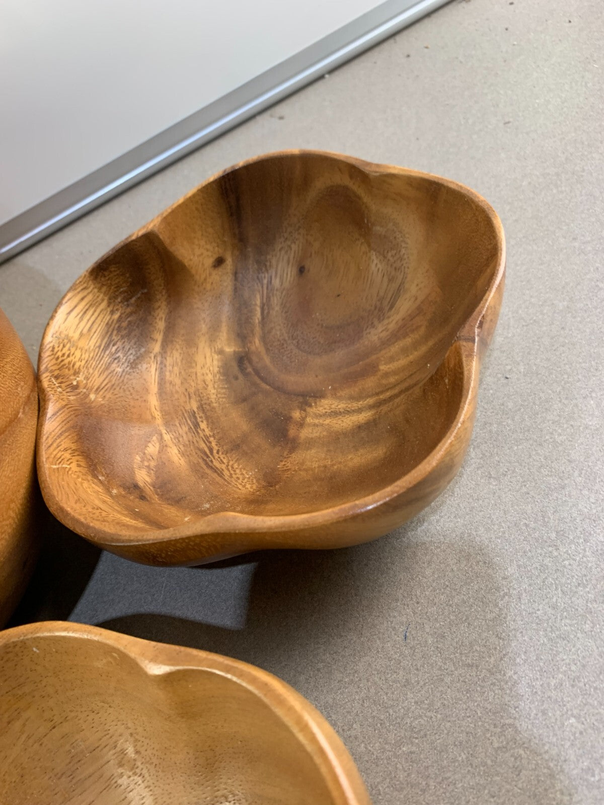 Vintage Dolphin Genuine Monkey Pod Wood 5 Pcs Salad Bowl Set