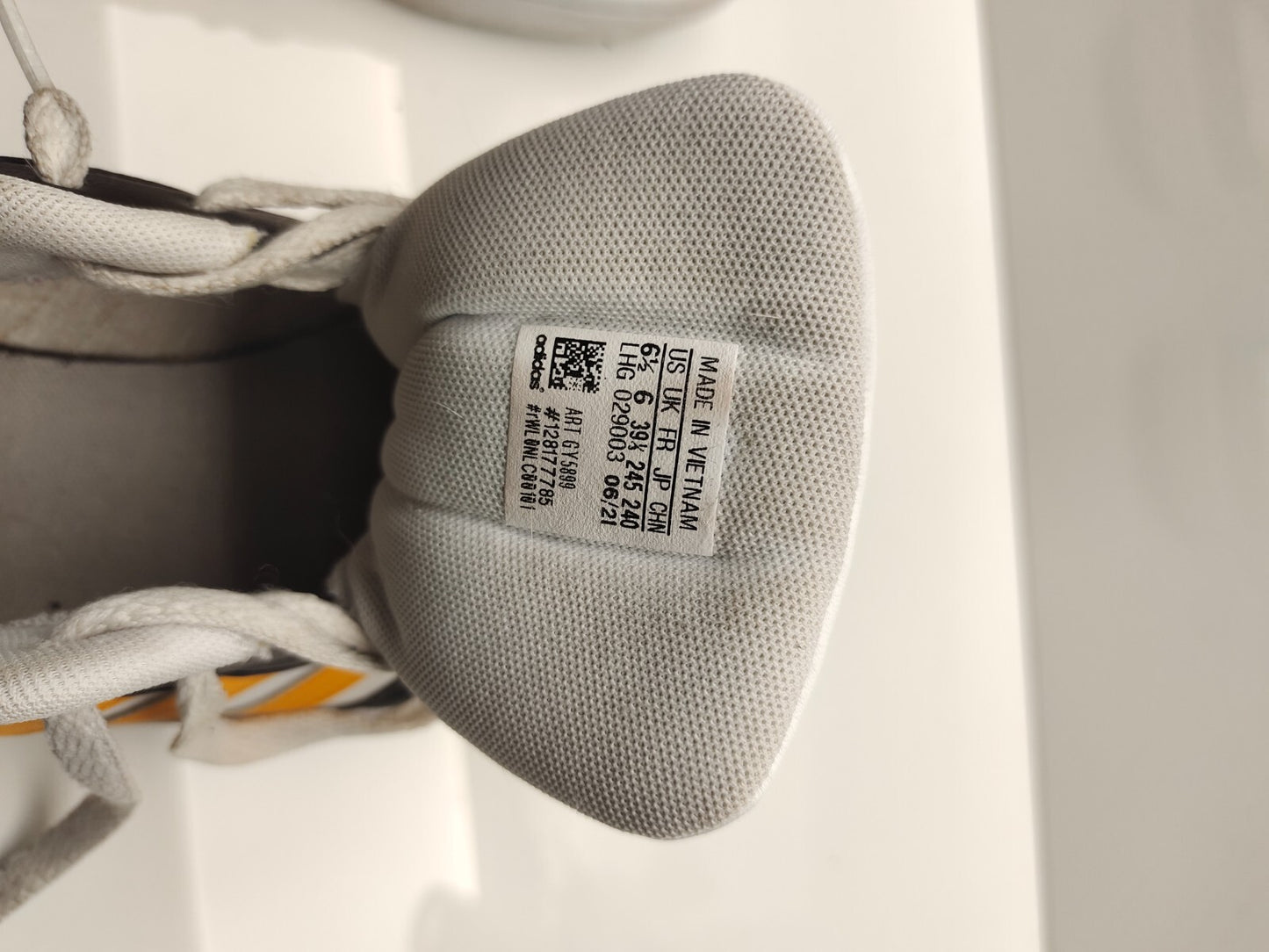 Adidas HOOPS 2.0 MID White Size - US - 6.5