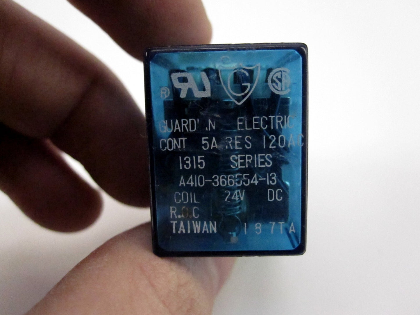 Guardian Electric Cont 5A Res 120AC 1315 Series A410-366554-13 Coil 24V 187TA