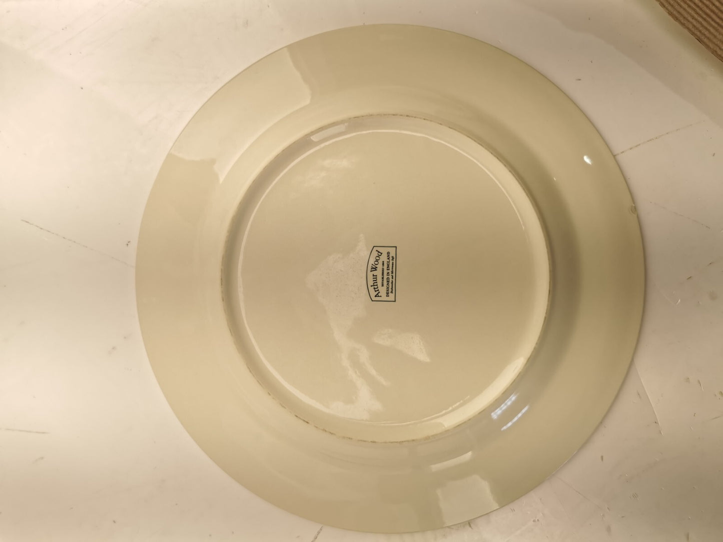 Arthur wood plate and bowl set