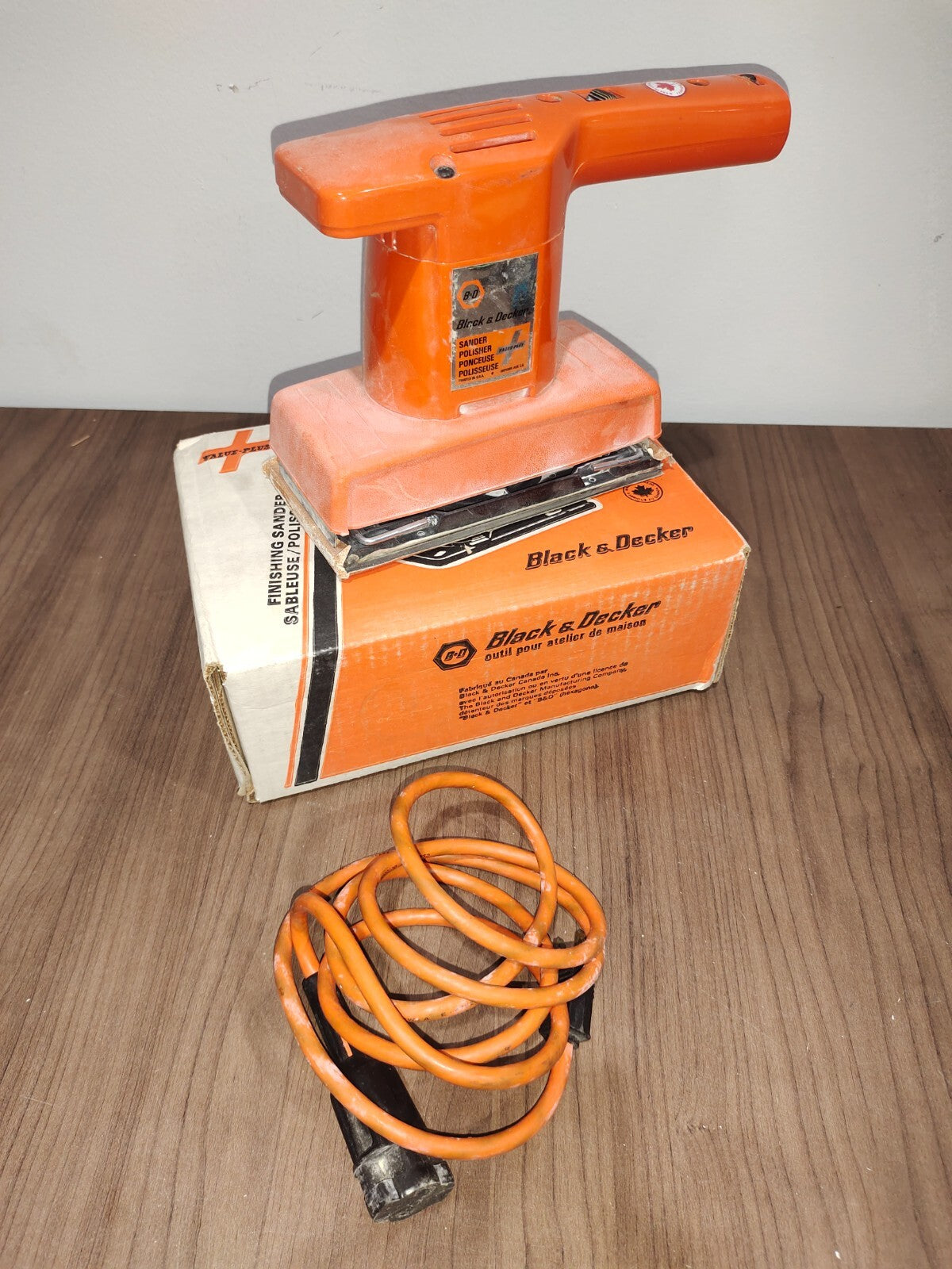 Black & Decker Sheet Finishing Sander Vintage - Untested
