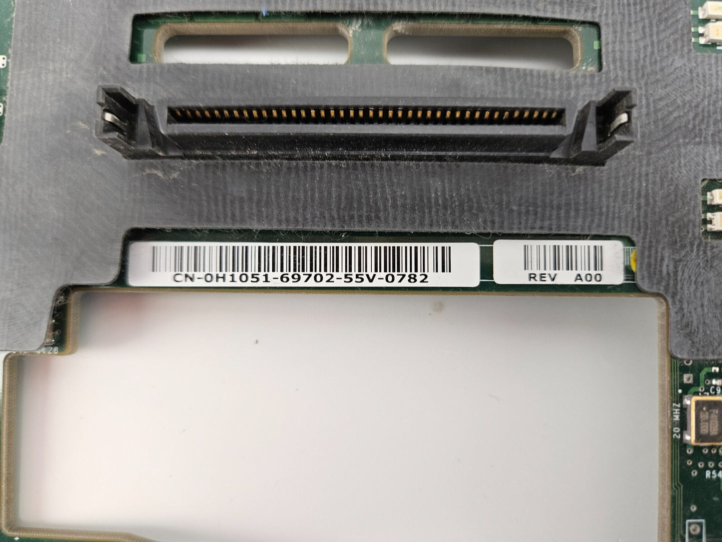Dell Poweredge 2800 SCSI Backplane Assembly H1051