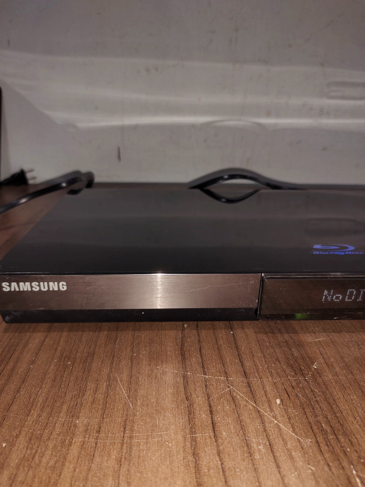 Samsung BD-C6500 Blu-Ray Player Wi-Fi 1080p Remote HDMI Cable