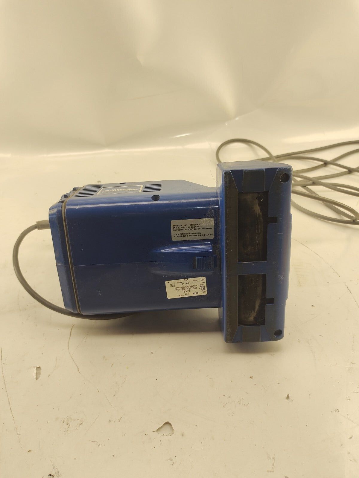 Classic Iona Dirt Raider Model DR110 Portable Vacuum Cleaner