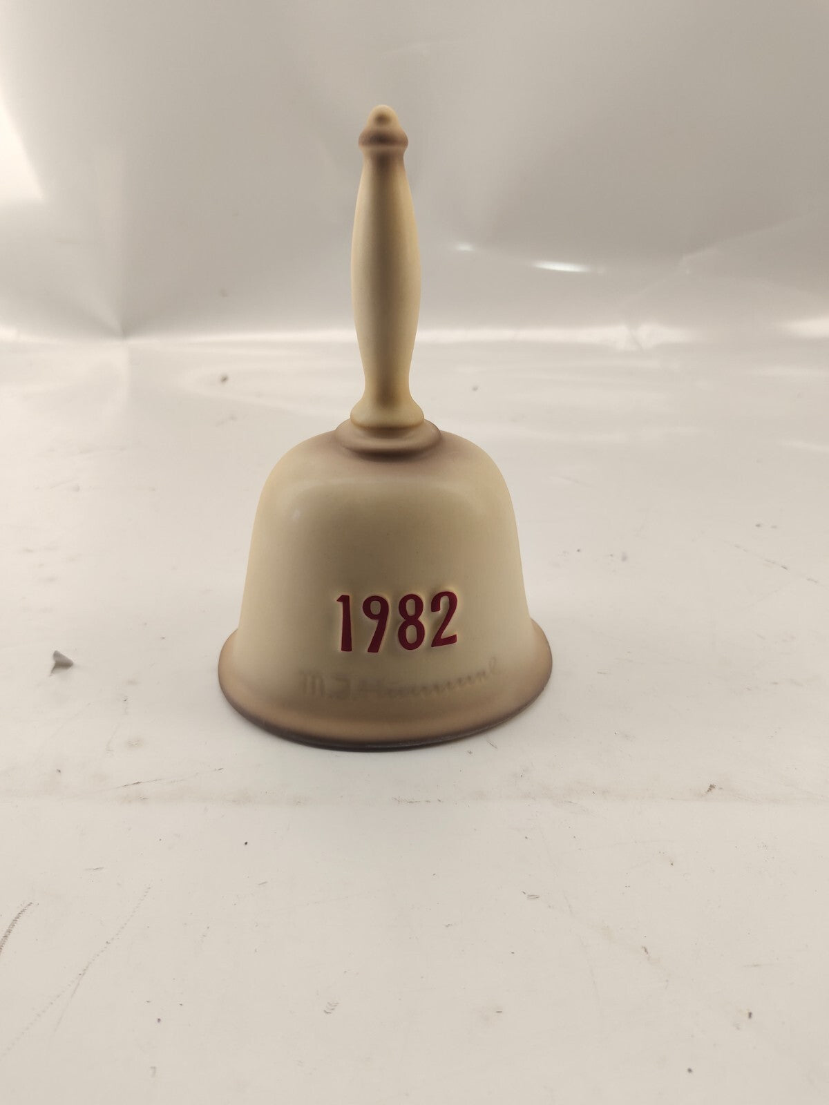 1982 Adorable Vintage Hummel/Goebel Fifth Edition Handcrafted Annual Bell