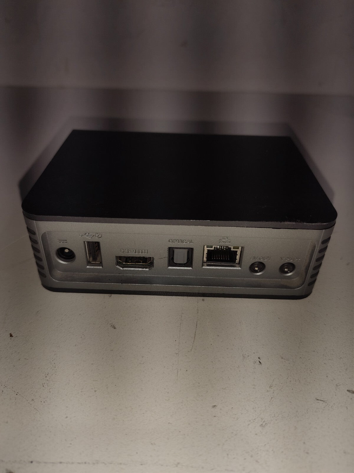 Western Digital WD TV Live Hub 1TB Digital HD Media Streamer - 2
