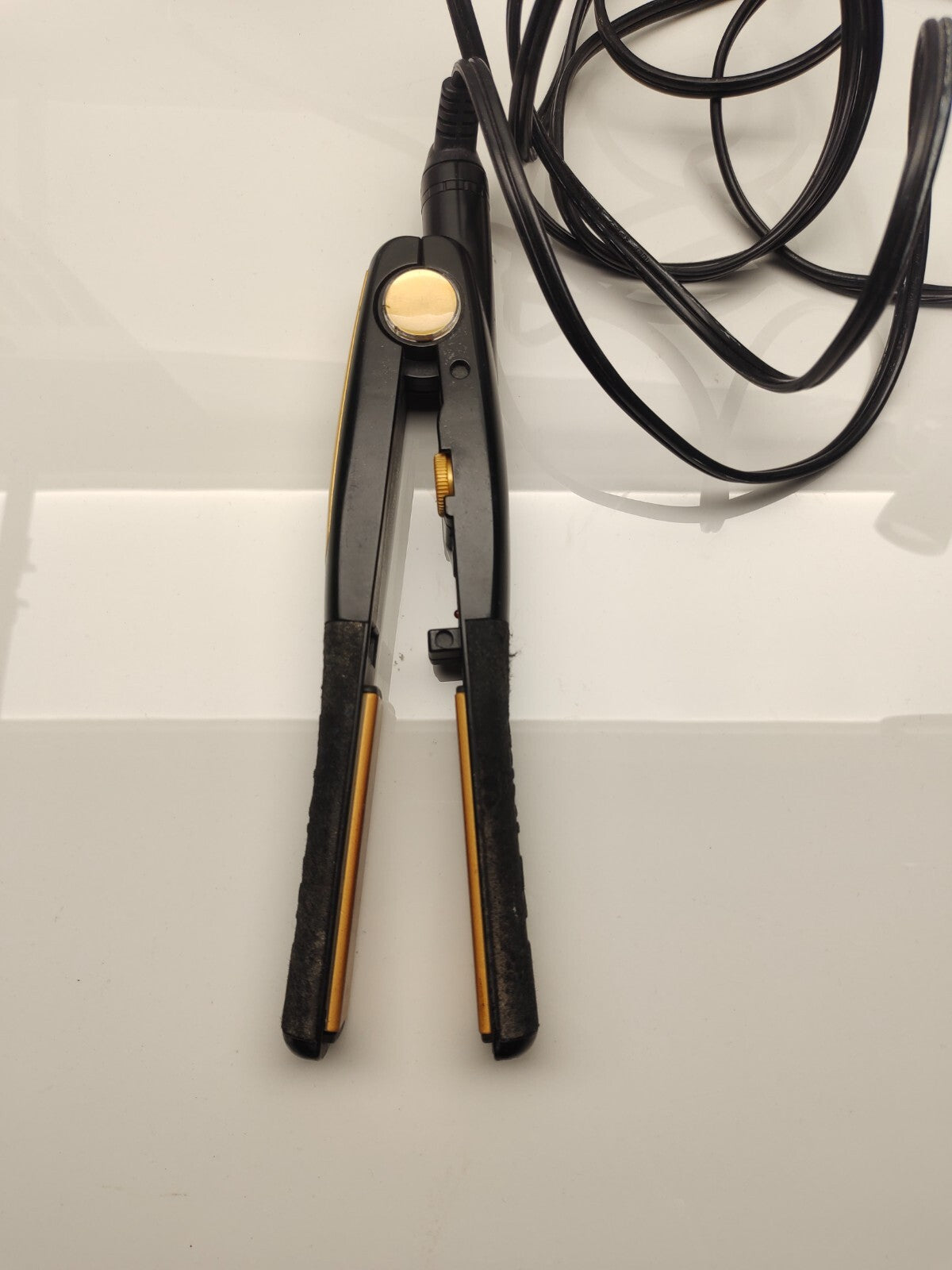 BaByliss PRO Ceramic Tools 1-1/2" Straightening Iron CT2558 110 - 220 Volts
