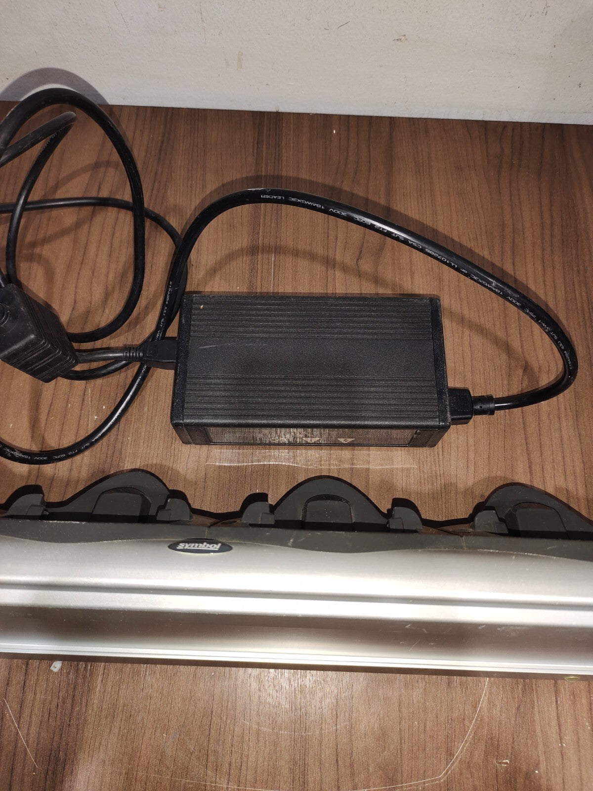 Symbol CRD9101-4001CR 4-Slot Charge Cradle for MC9090/MC9190/MC92N0