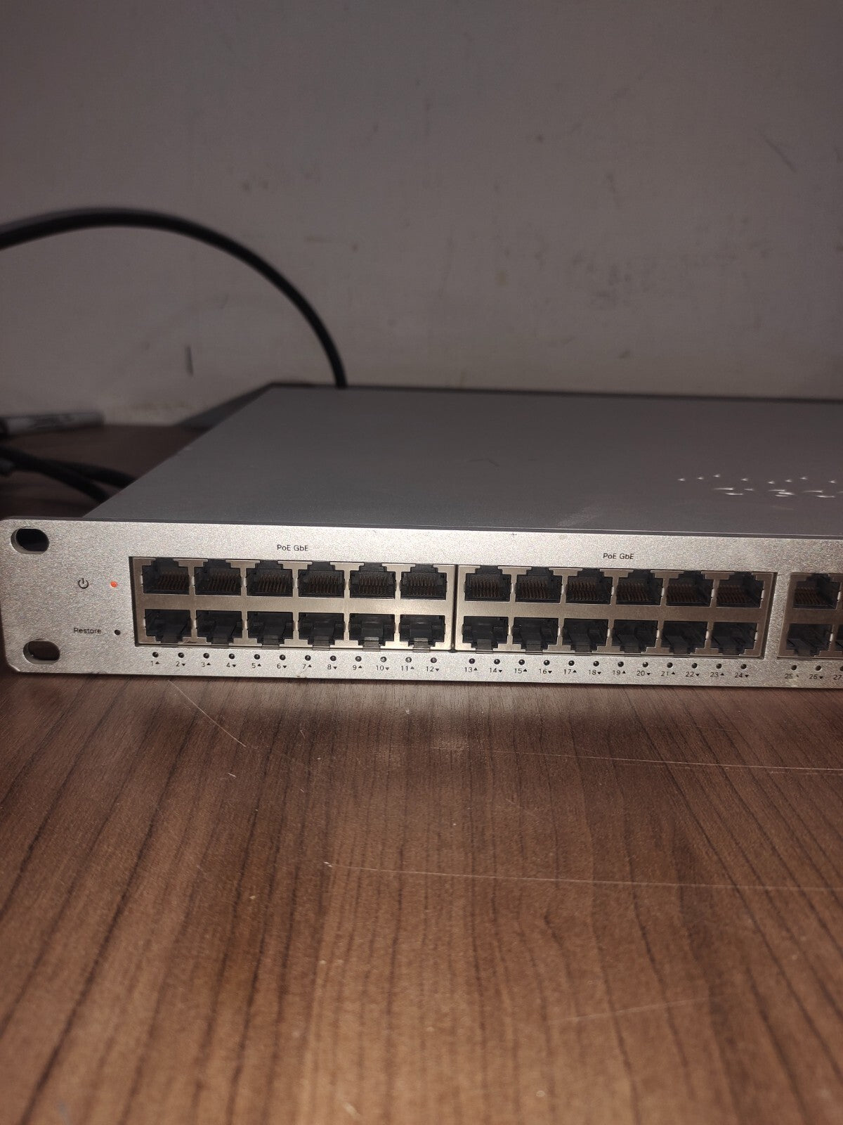 Cisco Meraki MS220-48FP-HW 48x 1GB PoE+ RJ-45 4x 1GB SFP - Switch