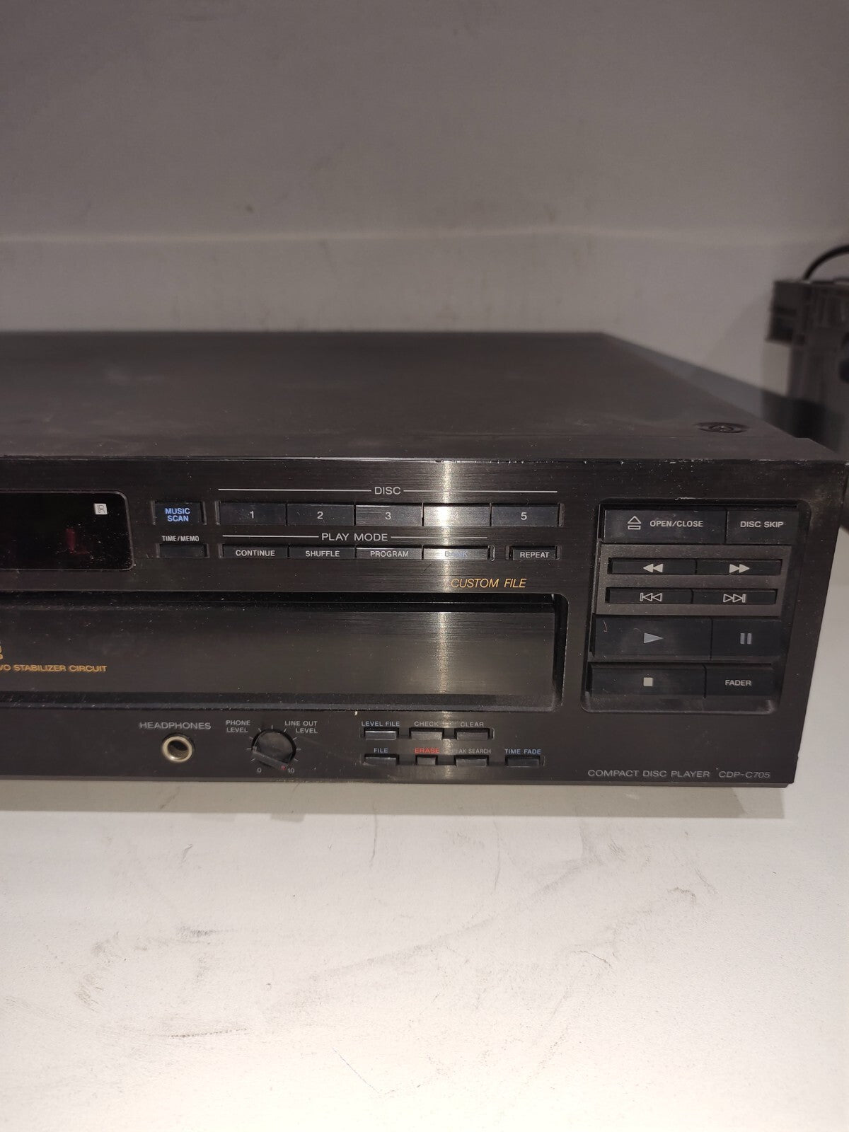 Sony CDP-C705 5 Disk CD Changer Digital Out Variable Out
