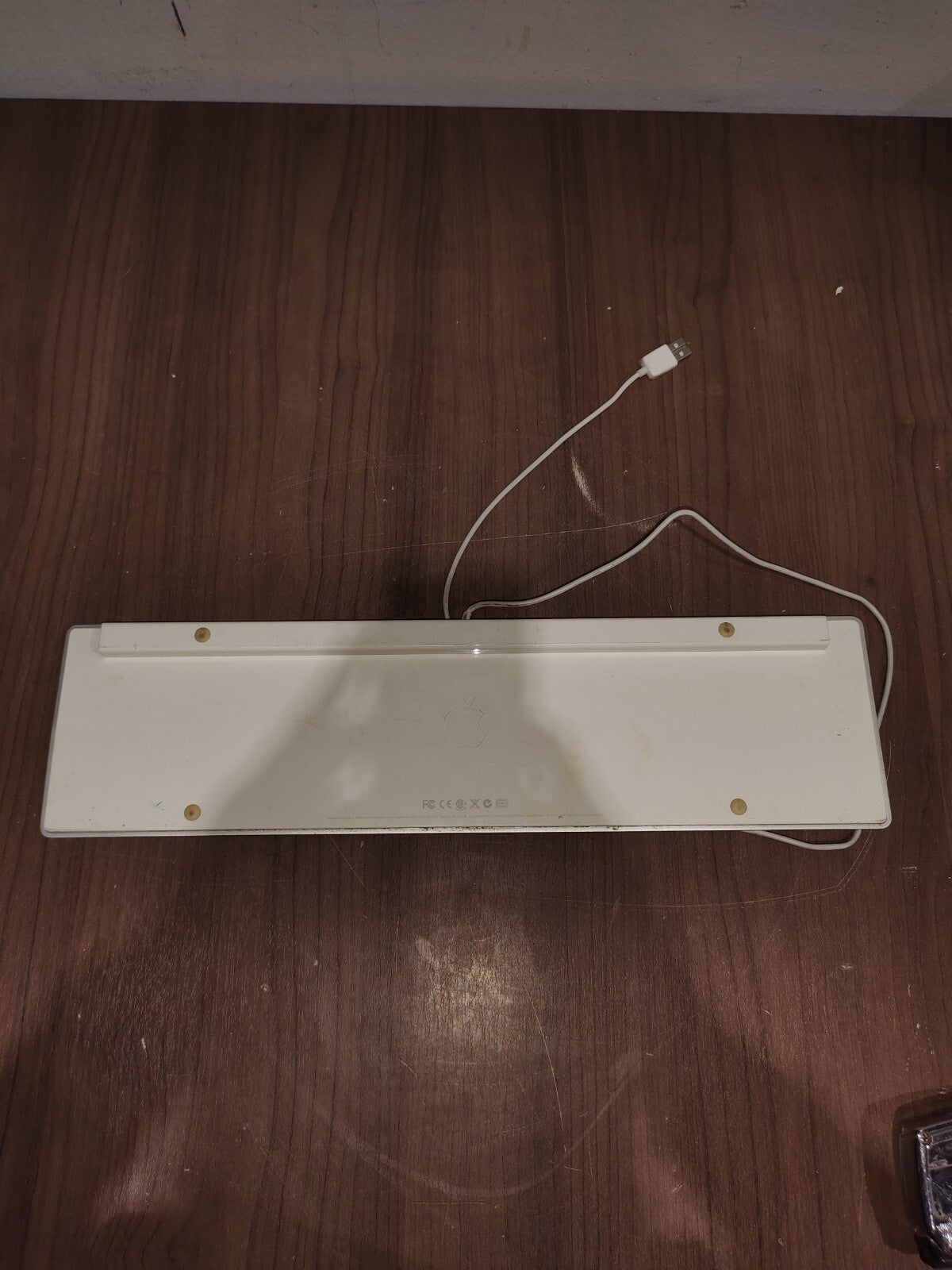 Apple A1243 Ultrathin Slim Wired Aluminum Keyboard - 1