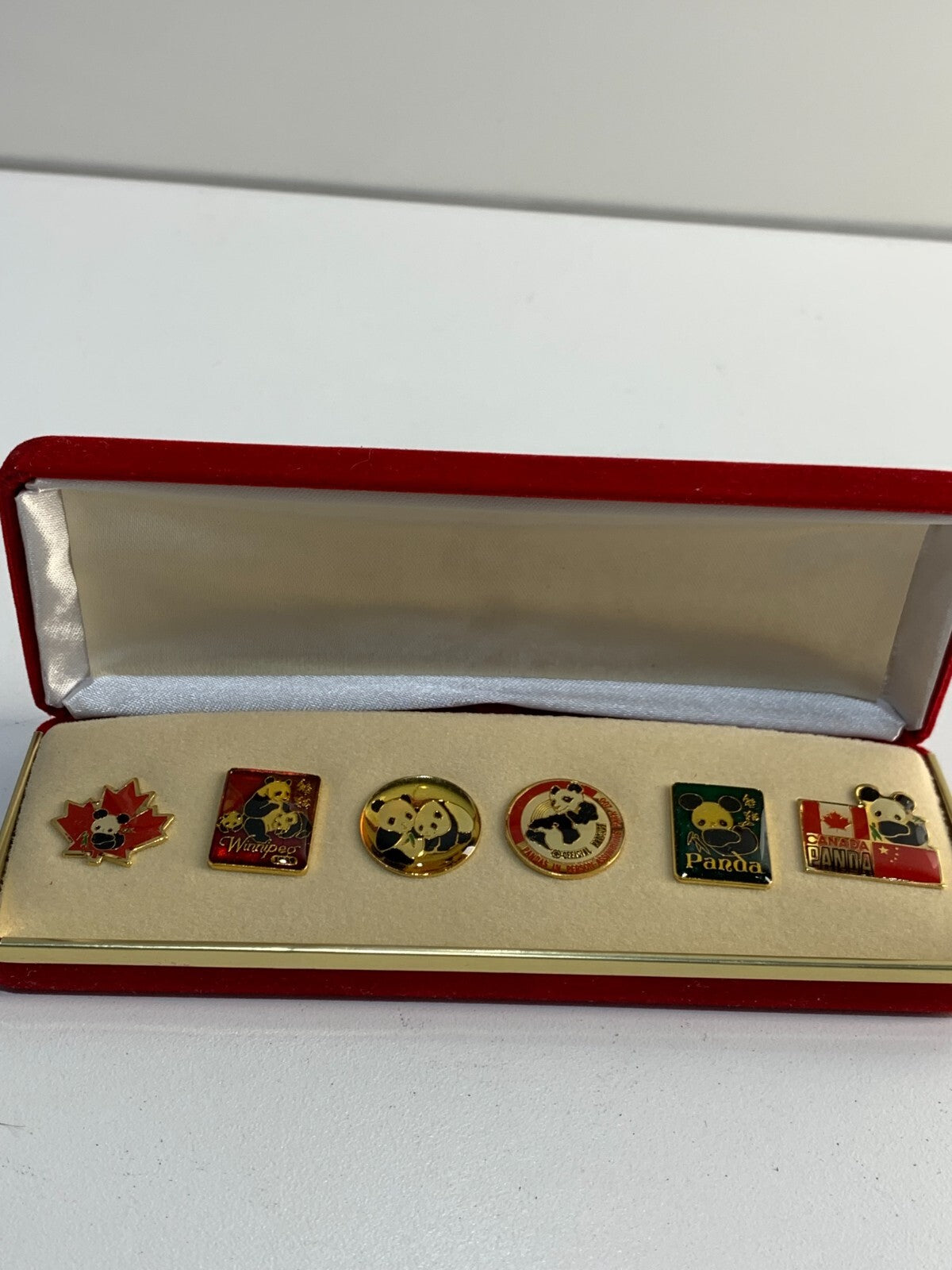 Assiniboine Park Zoo Panda Collector Pin Set Canada 1989 Set Of 6