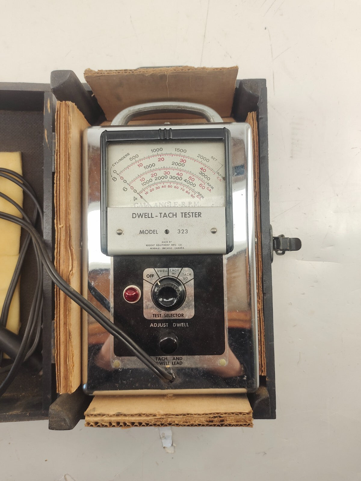 Dwell Tach Tester Model 323 60 Cycle 115 Volts