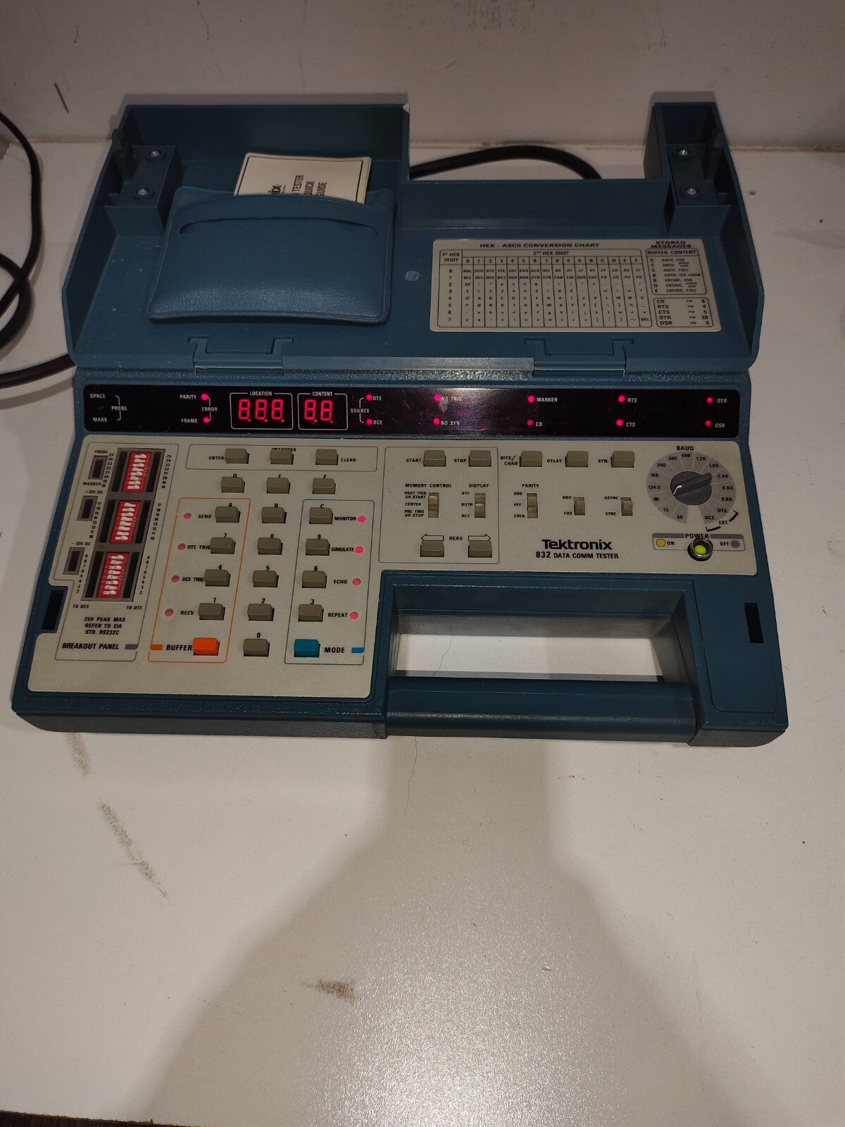 TEKTRONIX 832 DATA COMM TESTER, 115/230 VAC,TEKTRONIX 832,SM