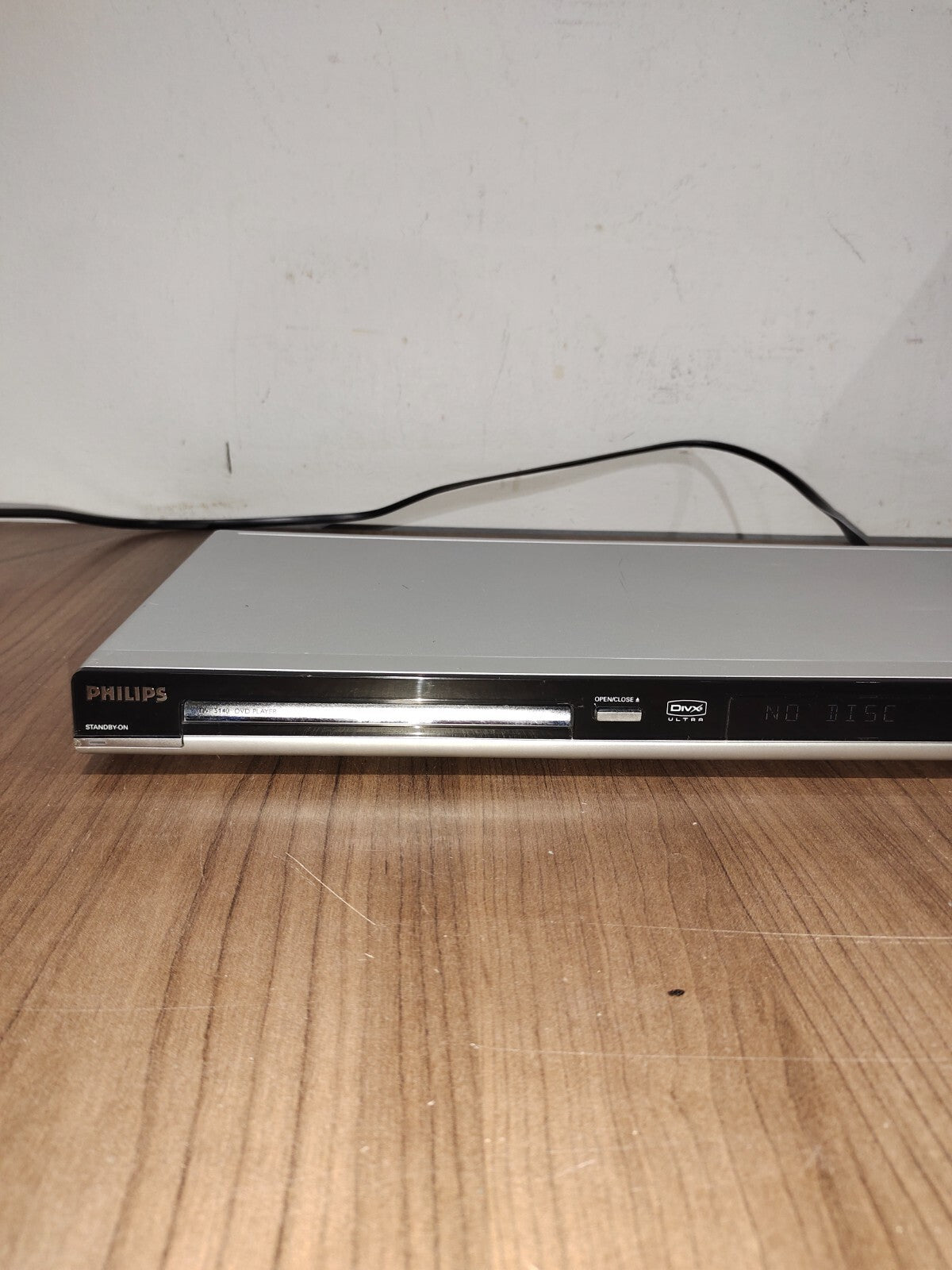 Philips DVP5140 Slim DVD/DVX Ultra PLAYER Dolby Digital Audio