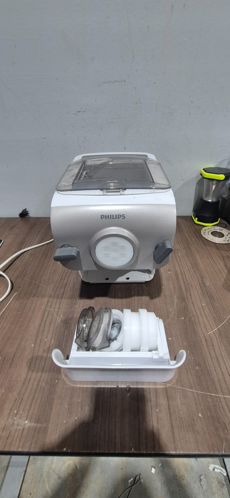 Philips Pasta and Noodle Maker, Model - HR2357, Automatic Pasta and Noodle Maker