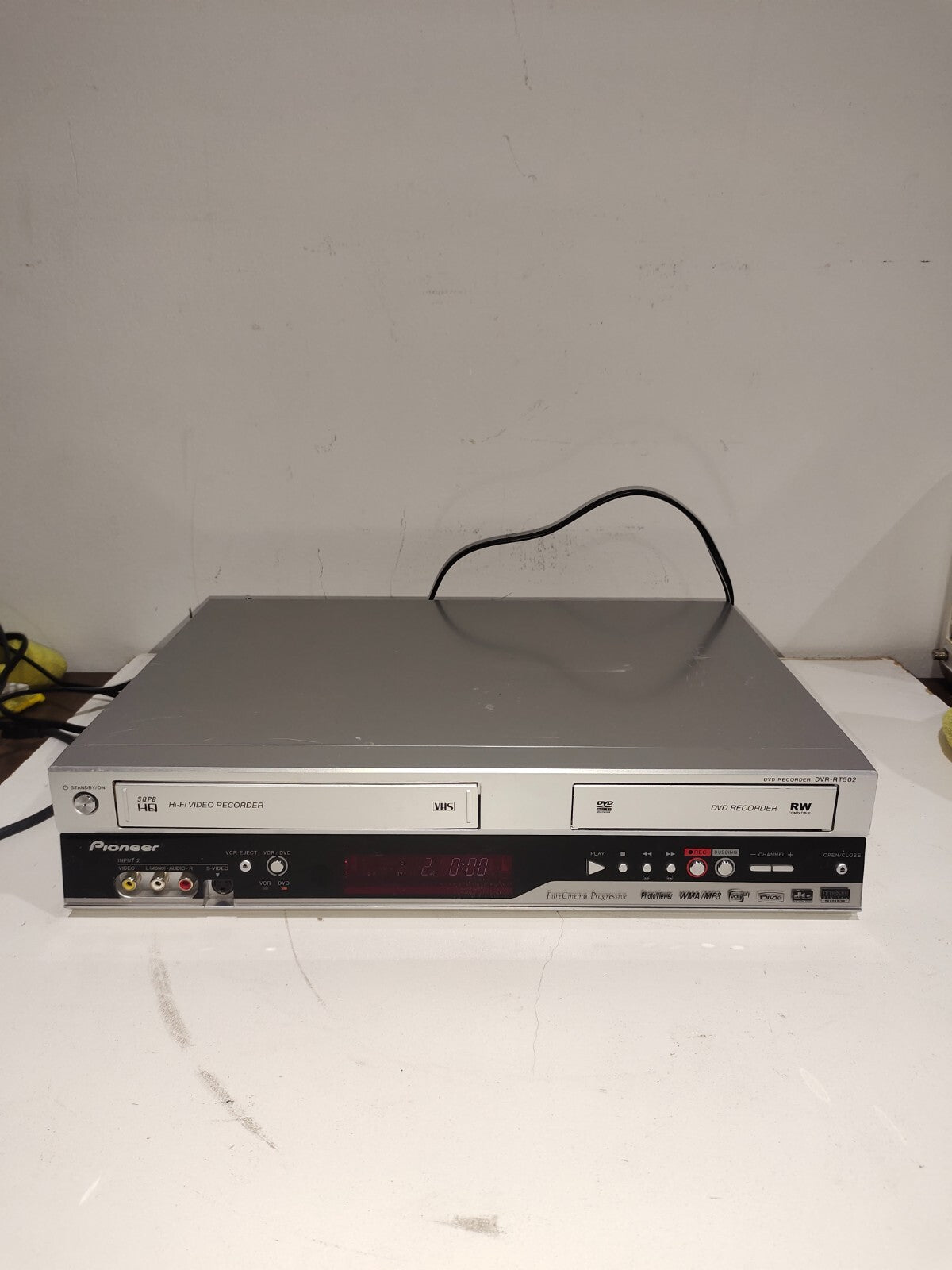 Pioneer Combo DVD Player / VCR VHS Video Cassette Recorder DVR-RT502-S