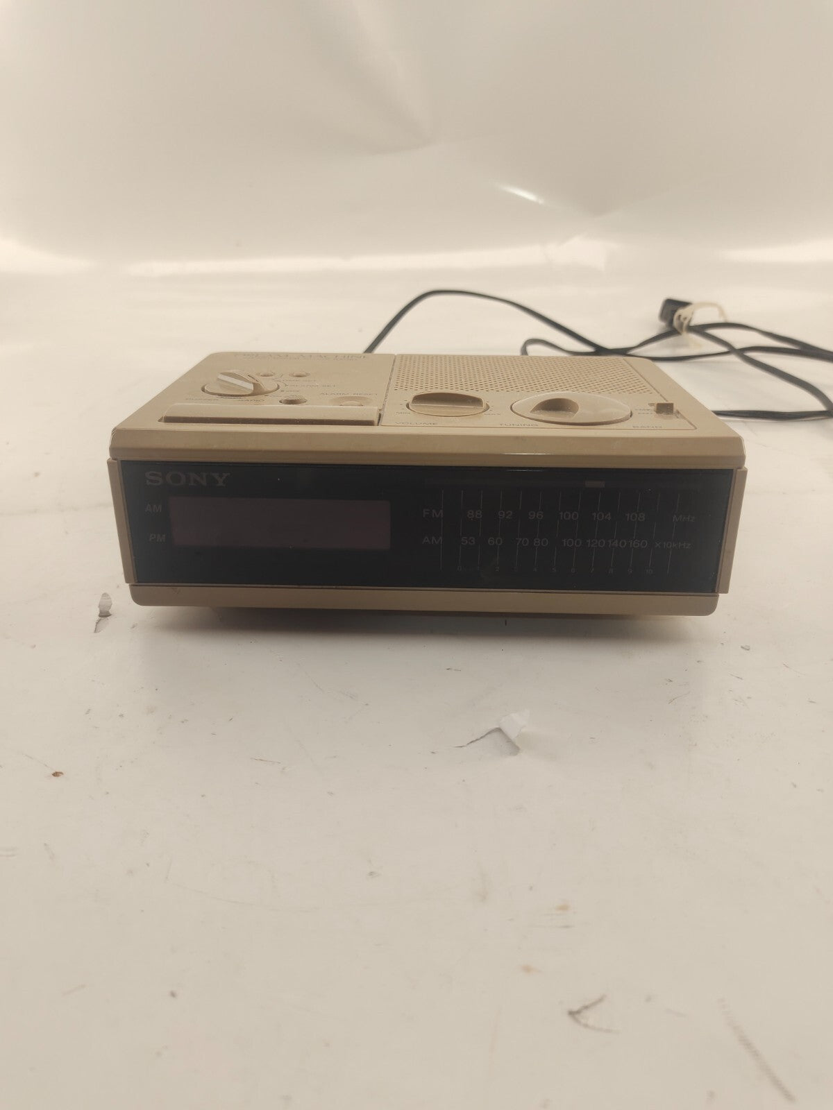 Sony Dream Machine ICF-C2W Digital Alarm Clock Radio 80s Retro Vintage