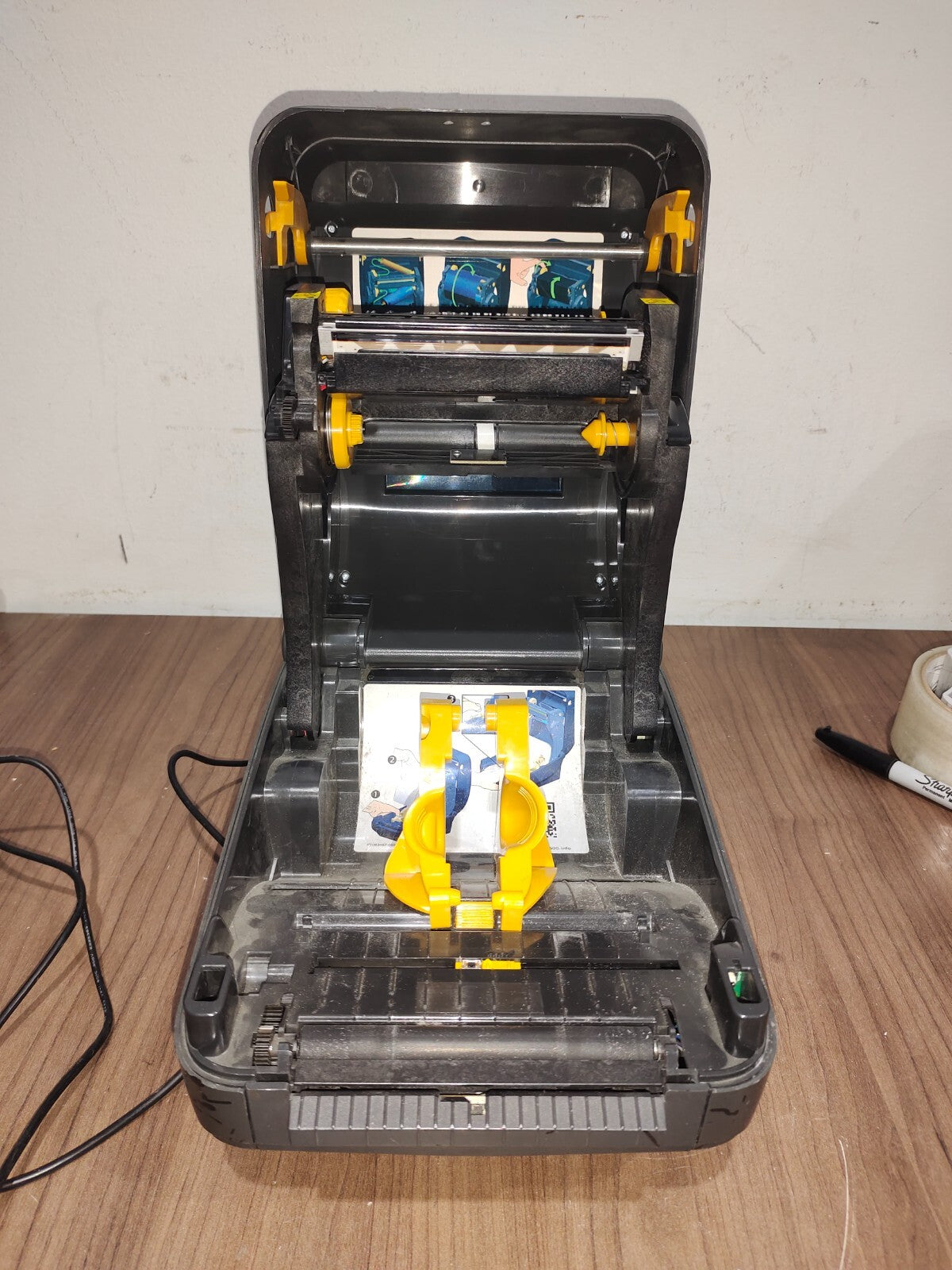 Zebra ZD500 Desktop Direct Thermal Transfer Printer (ZD50043-T01200FZ) - 2