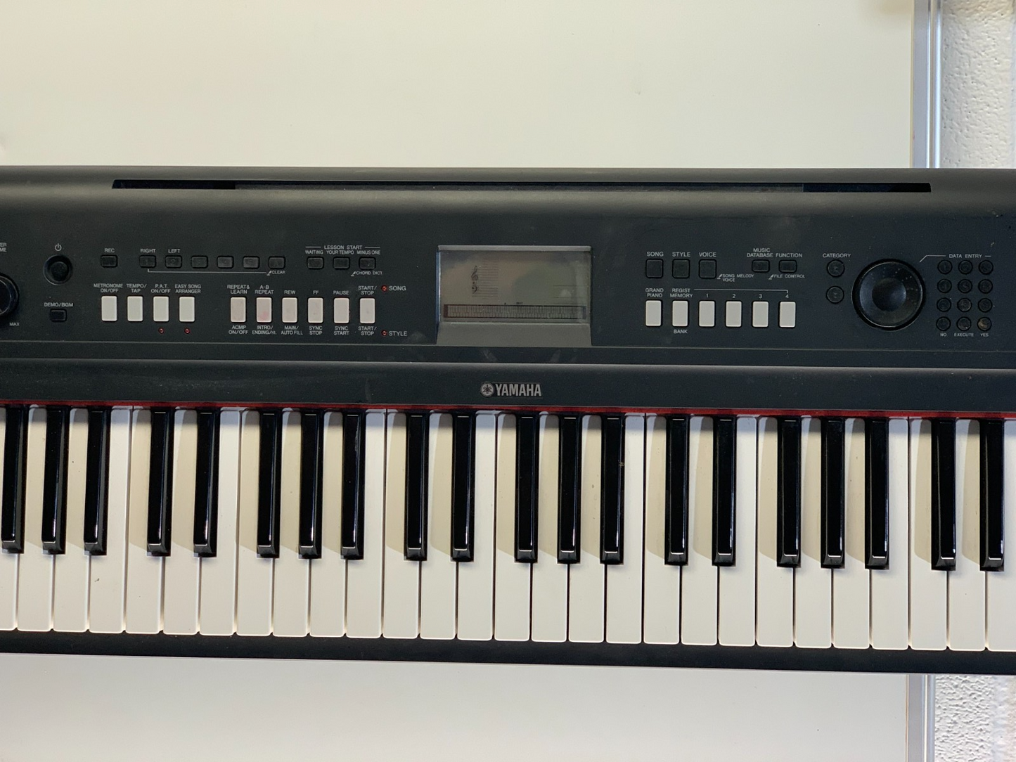 Yamaha NP-V80 76 Key Piaggero Digital Piano