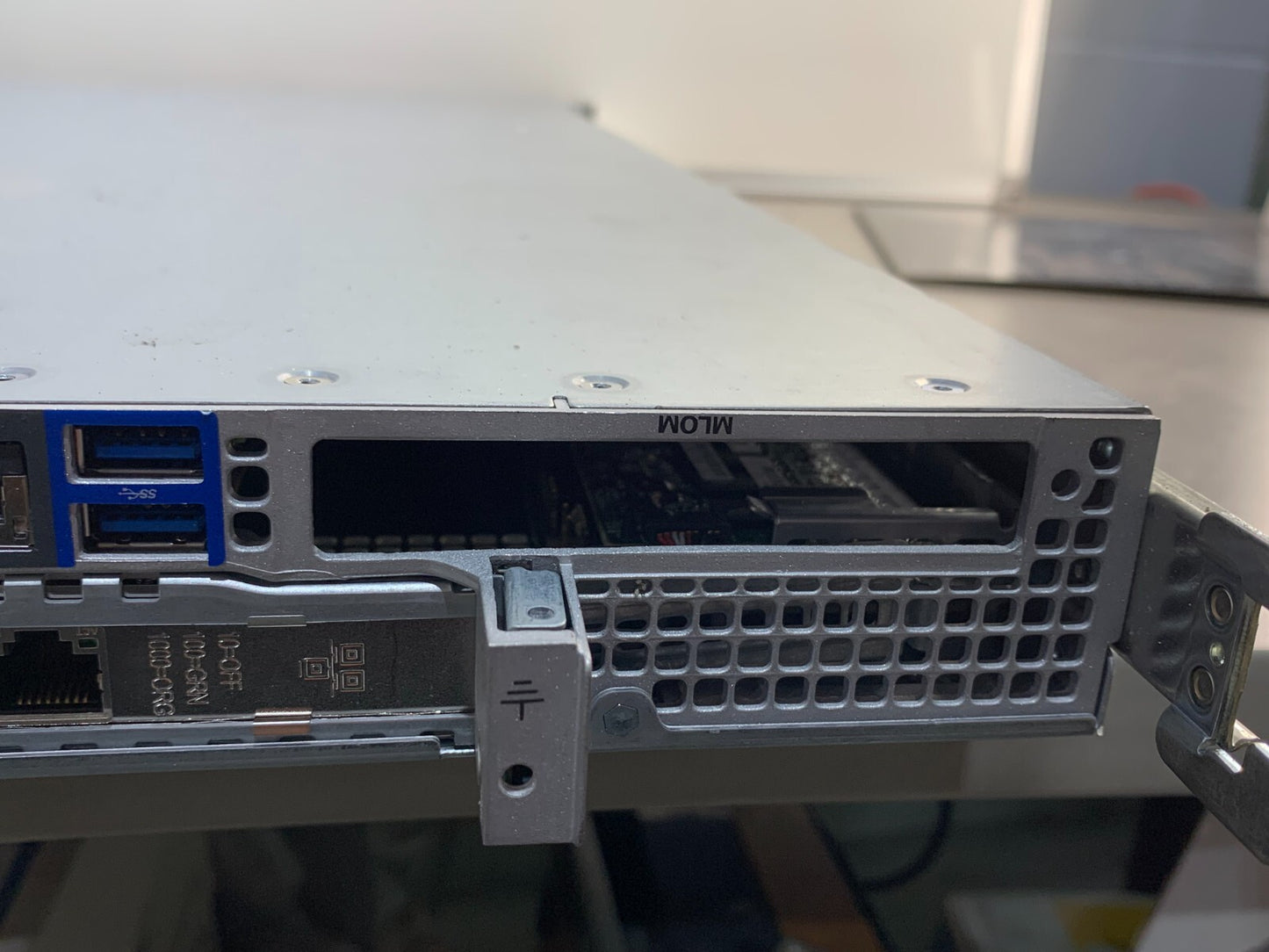Cisco UCSC-C220- M4S 1U Rack Server CTO