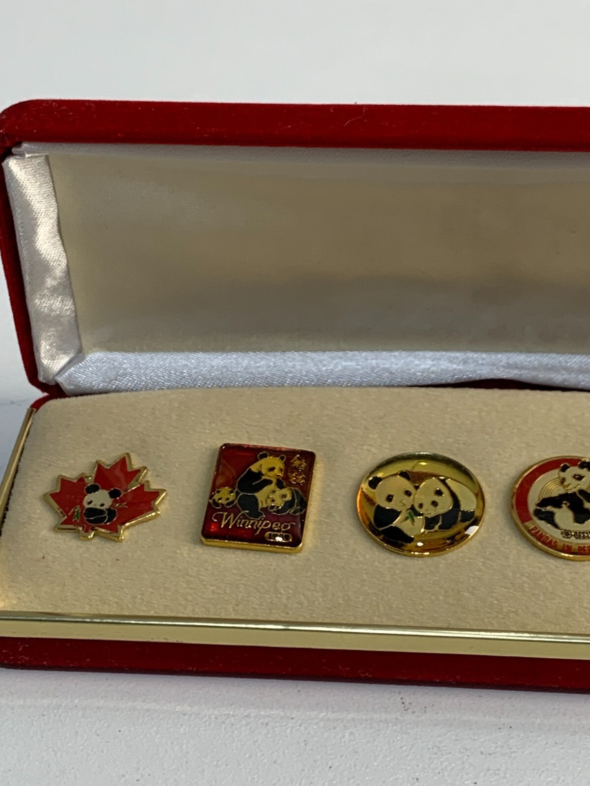 Assiniboine Park Zoo Panda Collector Pin Set Canada 1989 Set Of 6