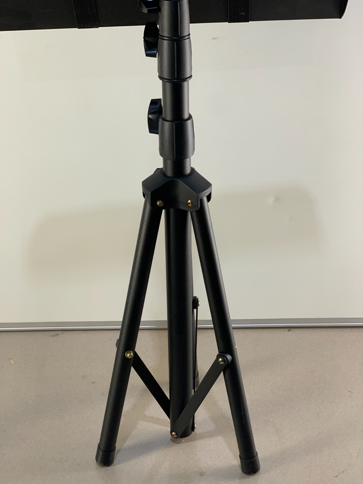 AMADA Projector Stand with tilt, Model- AMPS03