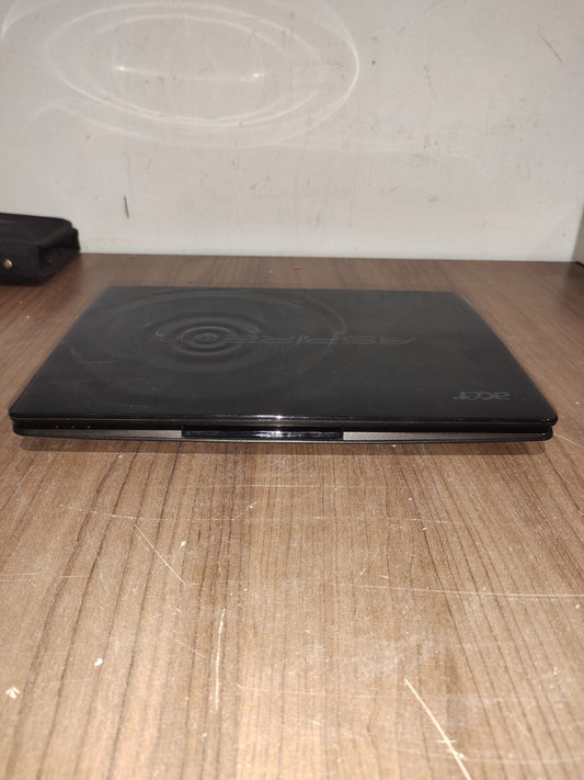 Acer Aspire One 722 11.6" Laptop AMD C-Series C-50 2GB RAM 500GB HD