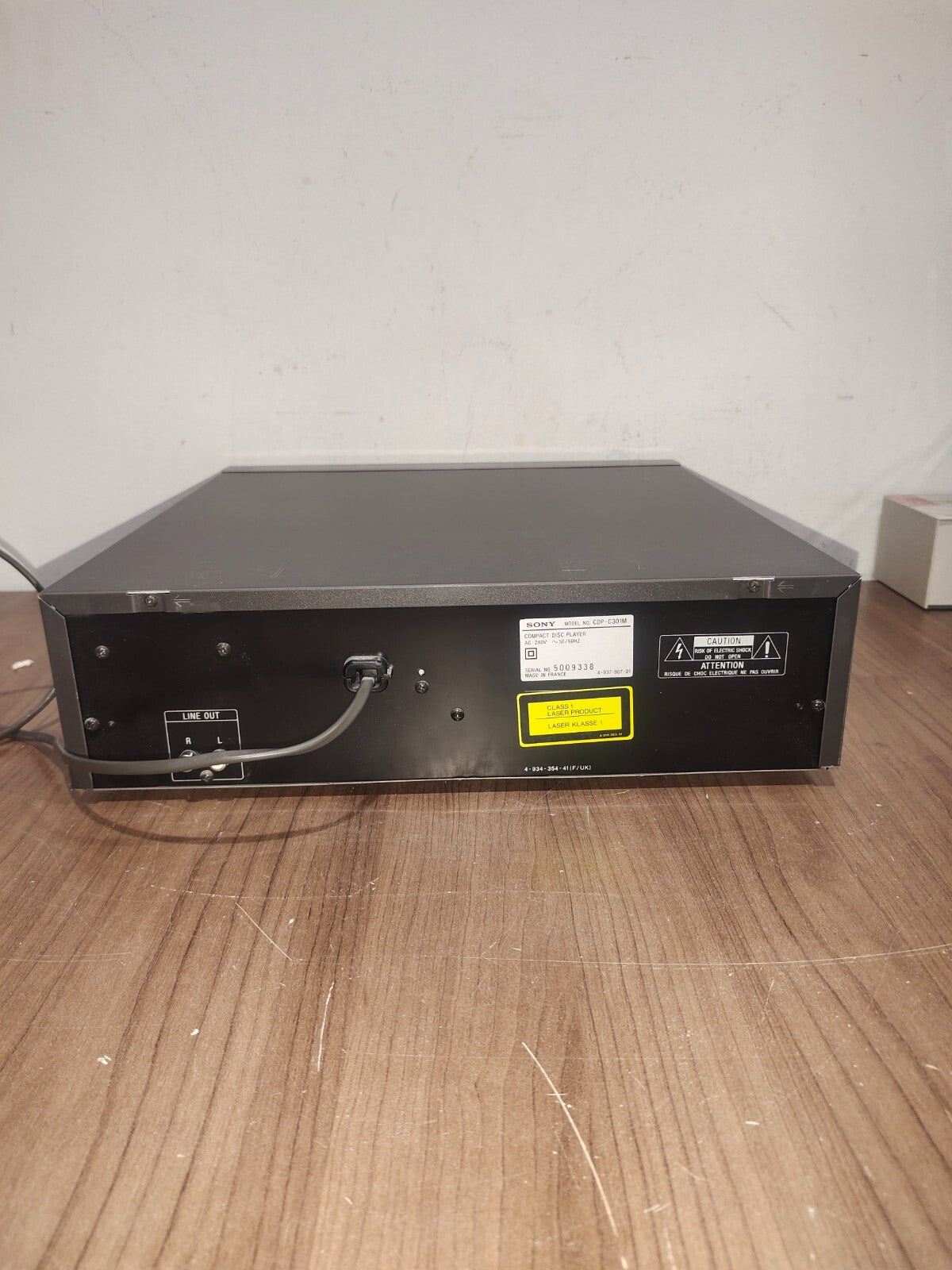 SONY CDP-C301M CD Compact Disc Player 5 Disc Changer - Untested