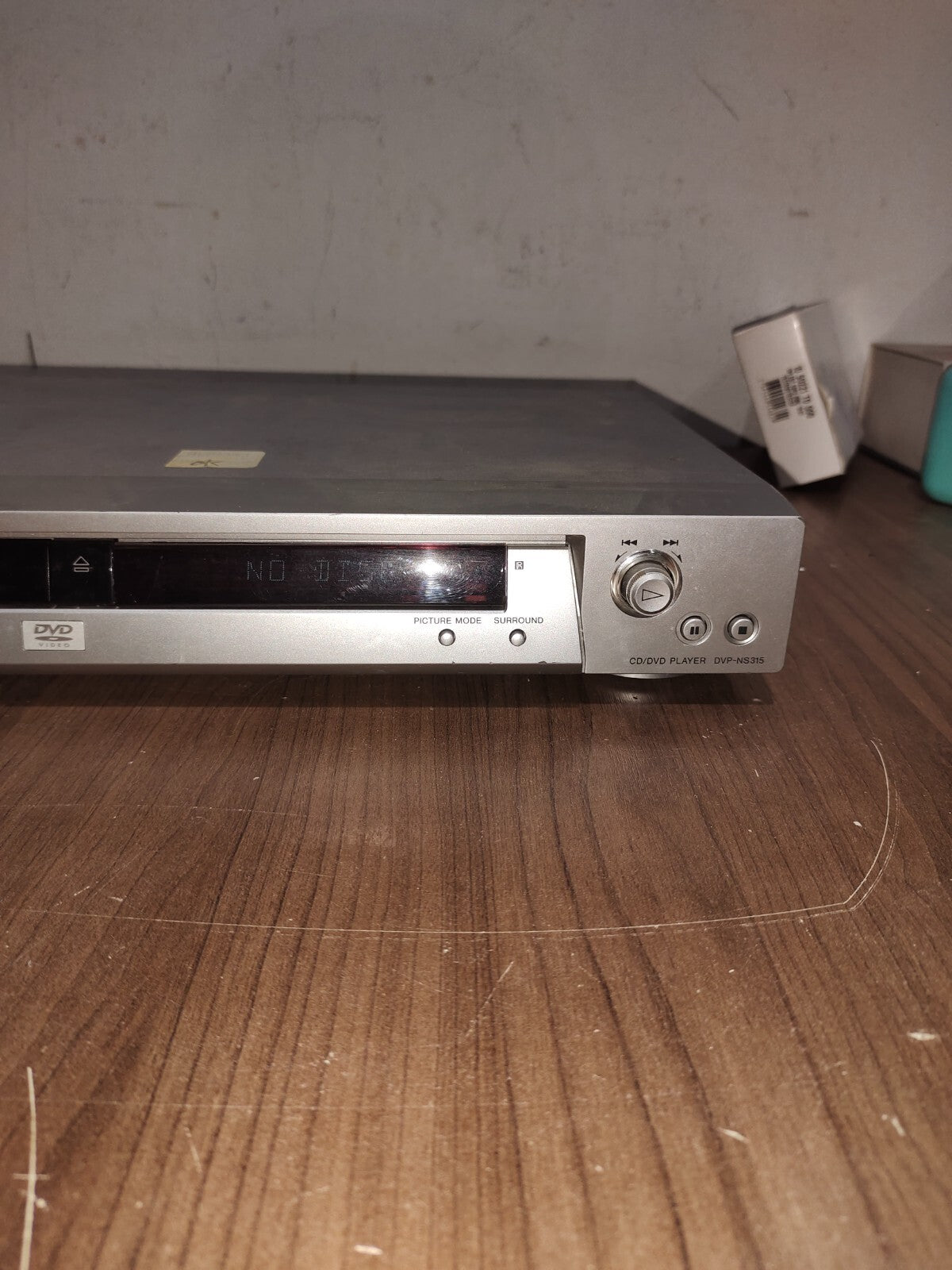 Sony DVP-NS315 DVD Player Dolby Digital CD MP3 Playback - Silver