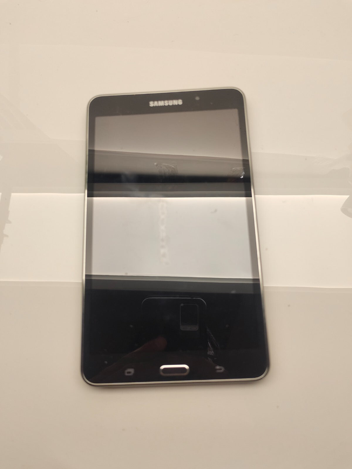 Samsung Galaxy Tab 4 SM-T230NU 7.0" 8GB Wi-Fi - Good Condition