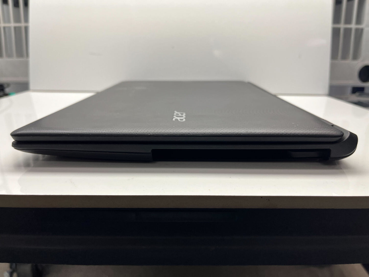 Acer ES1-511 Z5W1M Laptop FOR PARTS