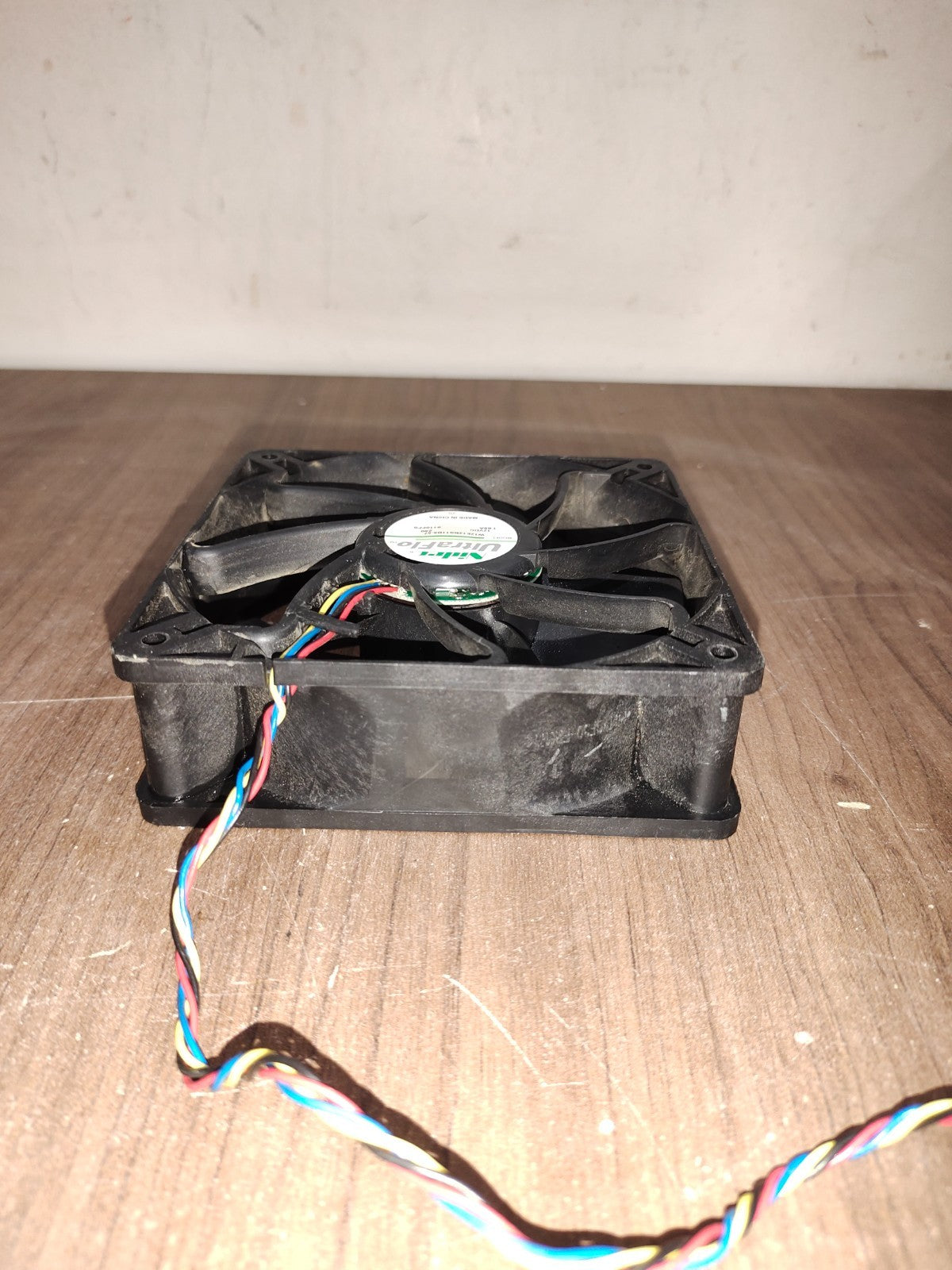 Nidec Ultraflo W12E12BS11B5-57 120 × 120 × 38 mm Cooling Fans - 5