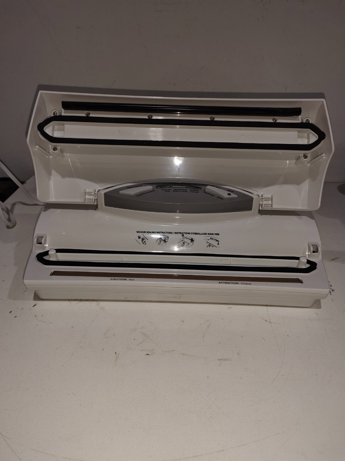 Rival Seal-a-Meal VS230 Vacuum Food Sealer - White