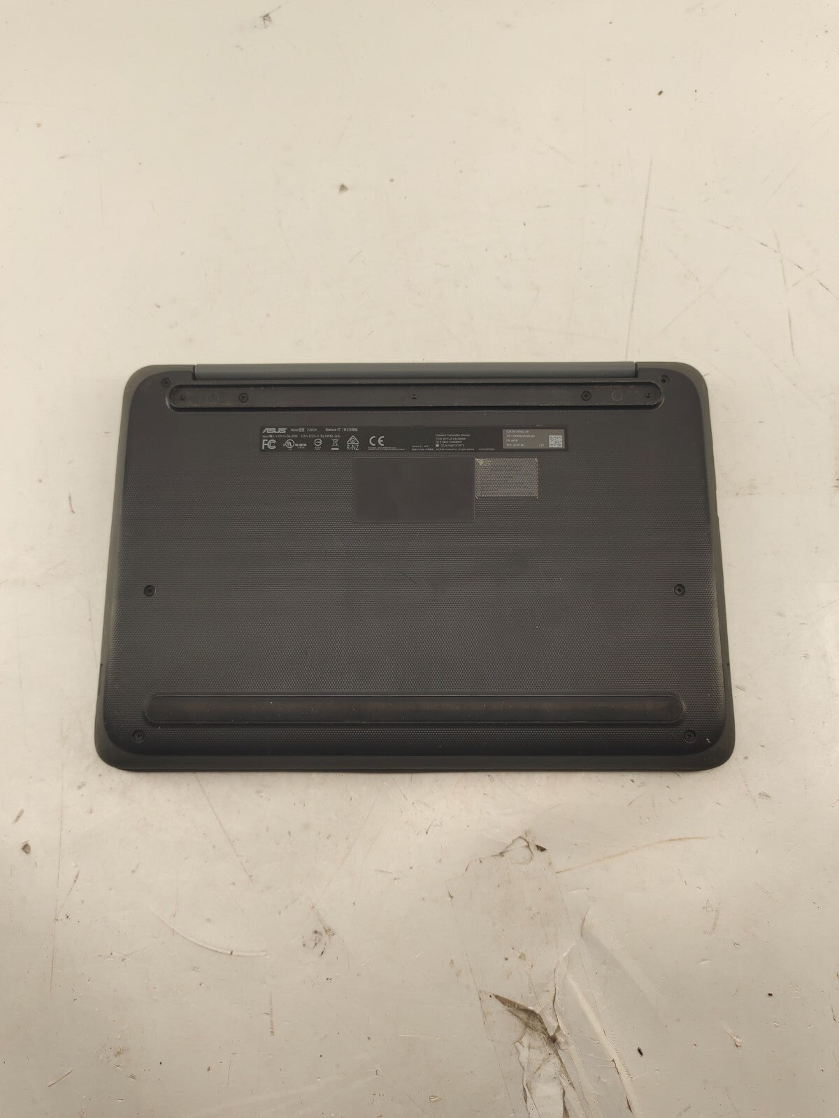 Asus Chromebook C202X 11.6" Mediatek MT8173C 4GB RAM 32GB Laptop Computer