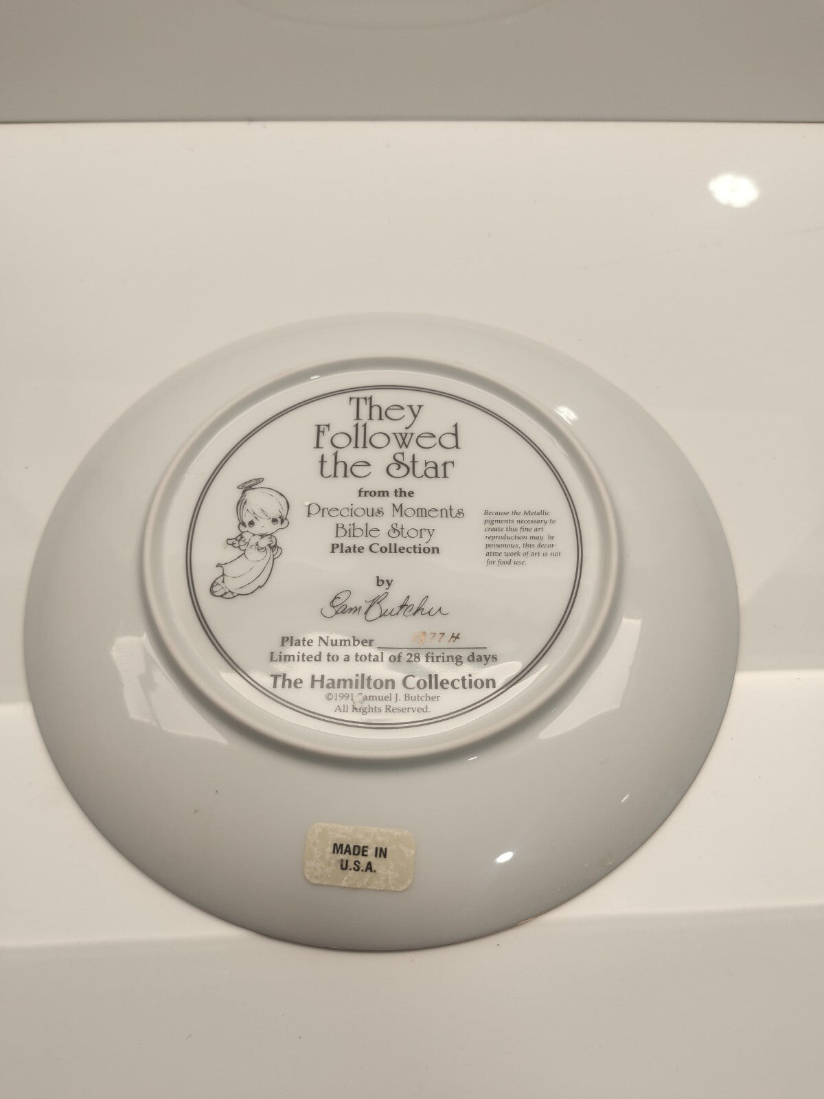 1991 They Followed the Star Precious Moments Bible Story Collector Plate  #1601G