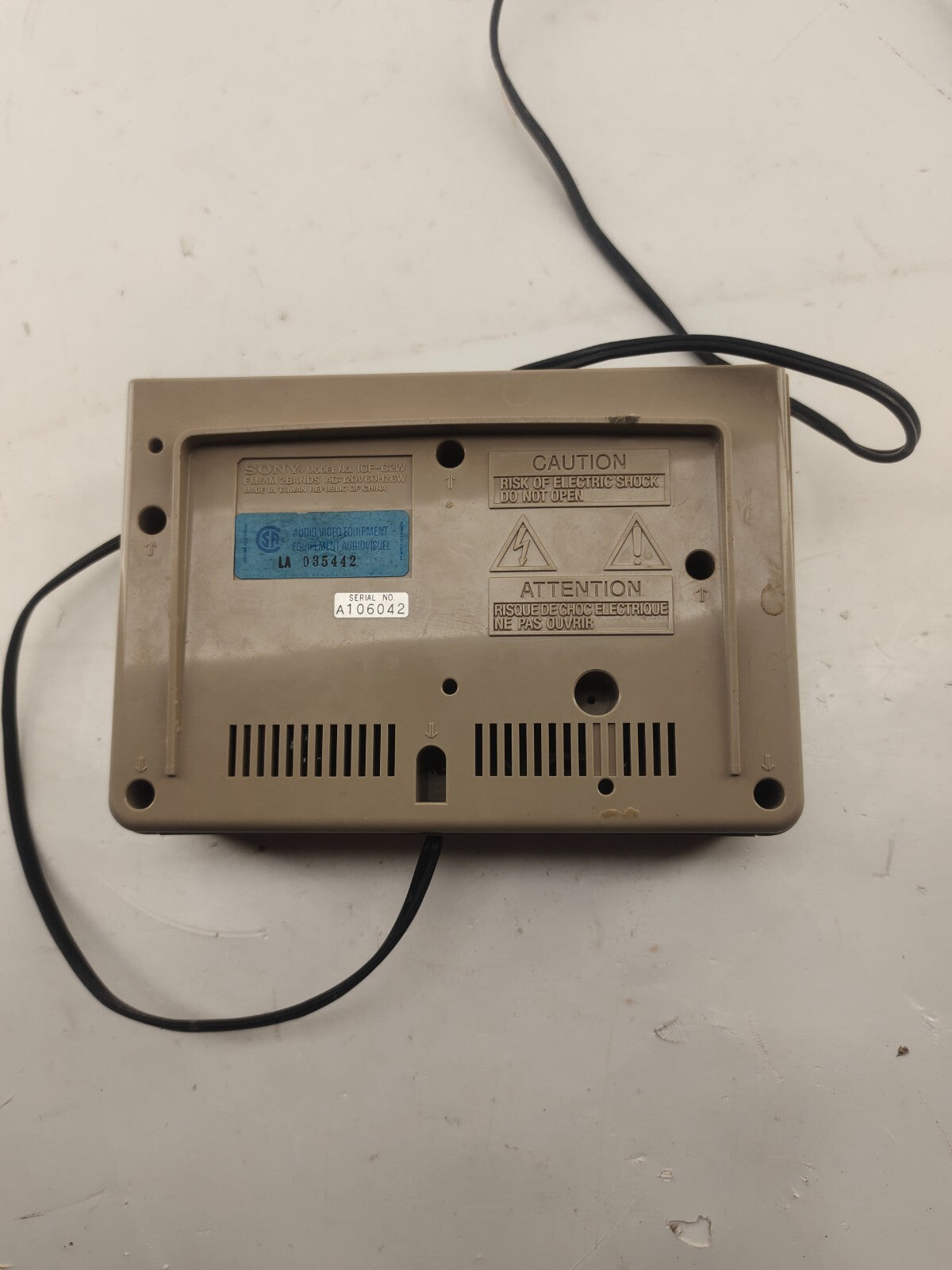 Sony Dream Machine ICF-C2W Digital Alarm Clock Radio 80s Retro Vintage