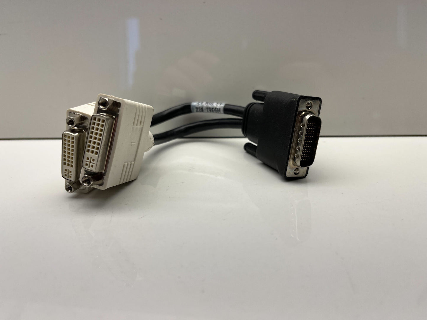 DMS-59 to 2x DVI-I Breakout Adapter Cable